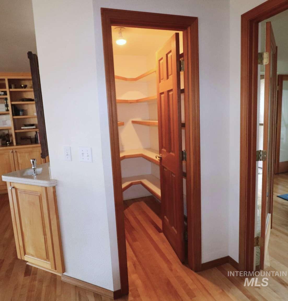 2300 W Aspen Cove Dr, Meridian, Idaho 83642, 5 Bedrooms, 3 Bathrooms, Residential For Sale, Price $1,100,000,MLS 98974748