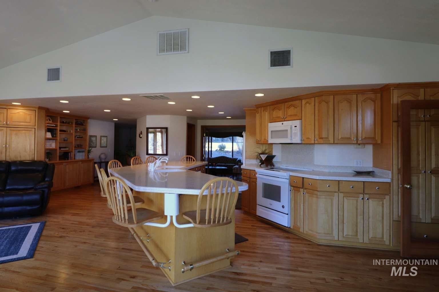 2300 W Aspen Cove Dr, Meridian, Idaho 83642, 5 Bedrooms, 3 Bathrooms, Residential For Sale, Price $1,100,000,MLS 98974748