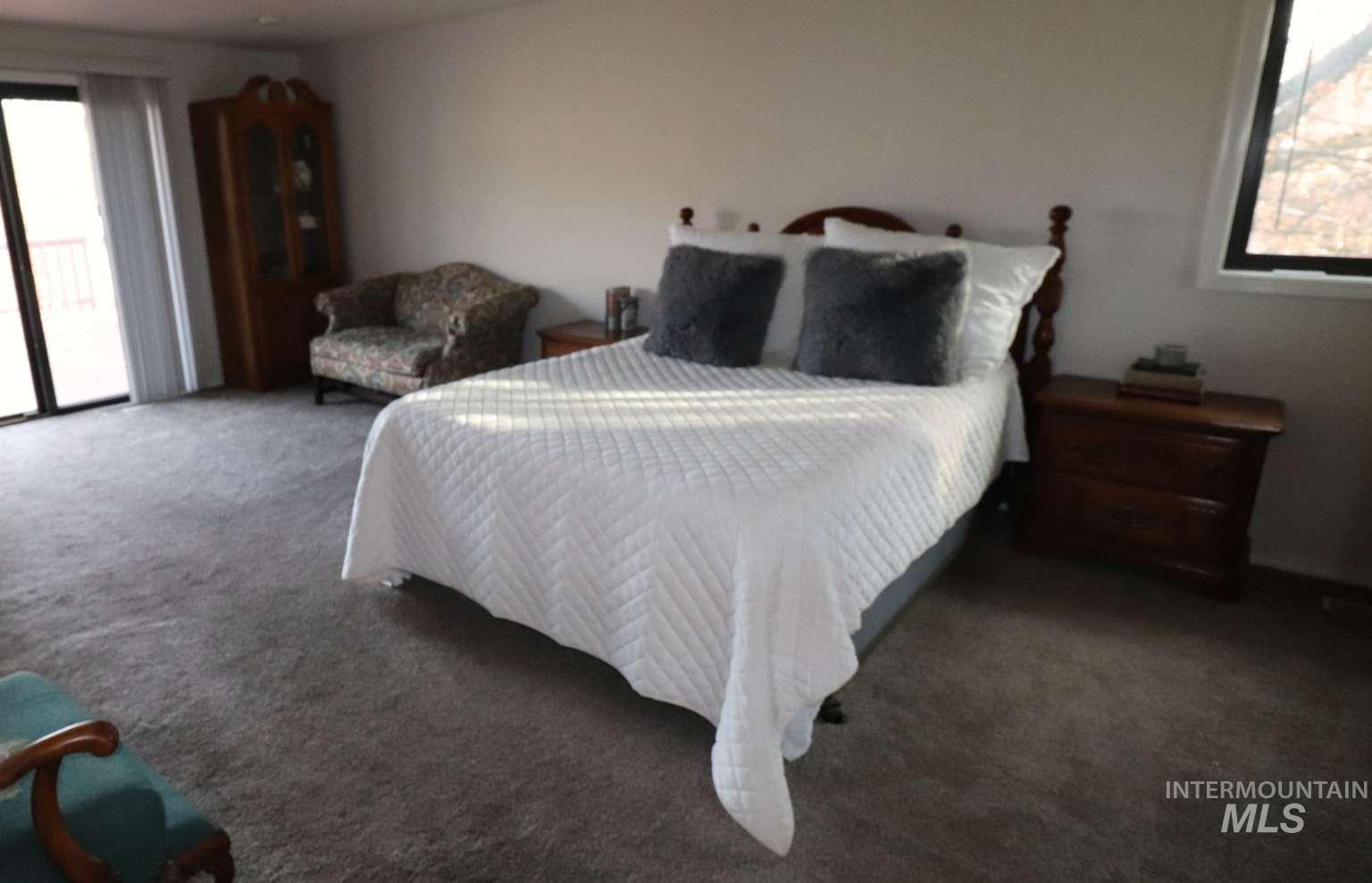 2300 W Aspen Cove Dr, Meridian, Idaho 83642, 5 Bedrooms, 3 Bathrooms, Residential For Sale, Price $1,100,000,MLS 98974748