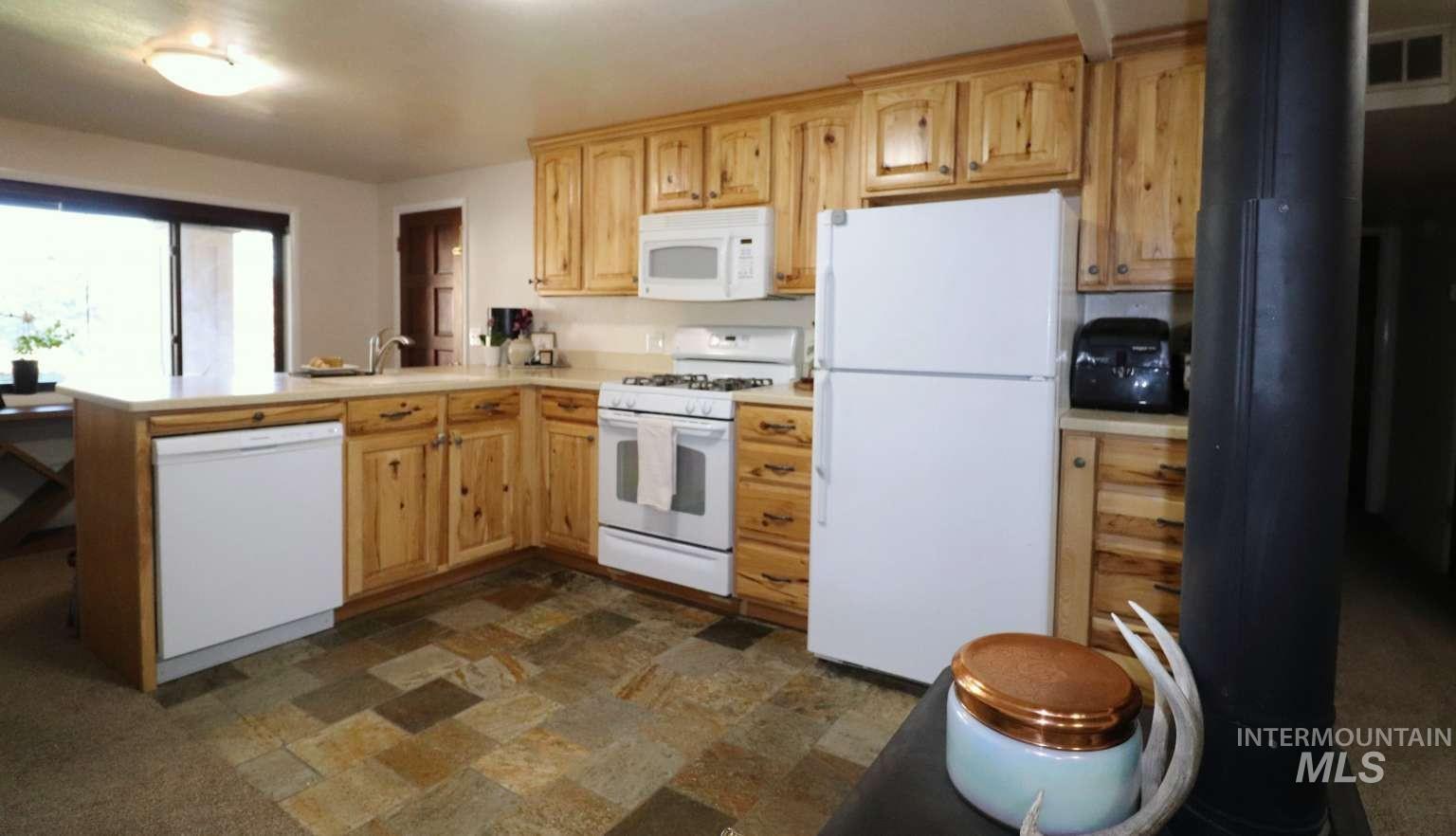 2300 W Aspen Cove Dr, Meridian, Idaho 83642, 5 Bedrooms, 3 Bathrooms, Residential For Sale, Price $1,100,000,MLS 98974748