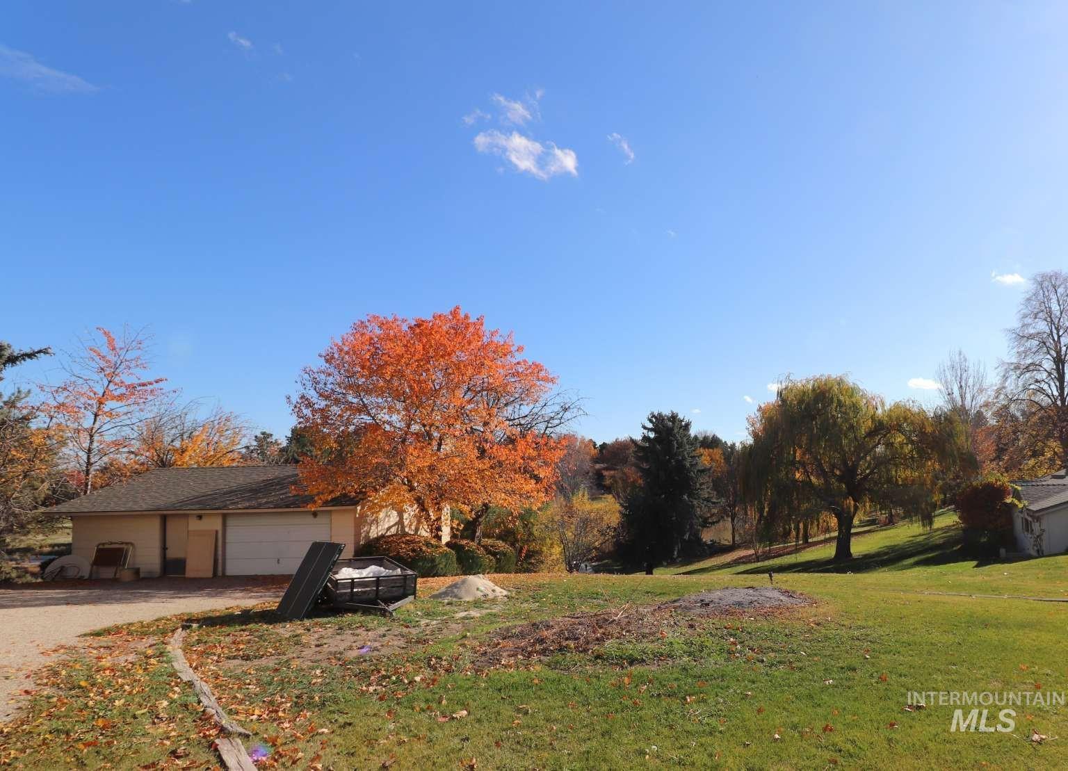 2300 W Aspen Cove Dr, Meridian, Idaho 83642, 5 Bedrooms, 3 Bathrooms, Residential For Sale, Price $1,100,000,MLS 98974748