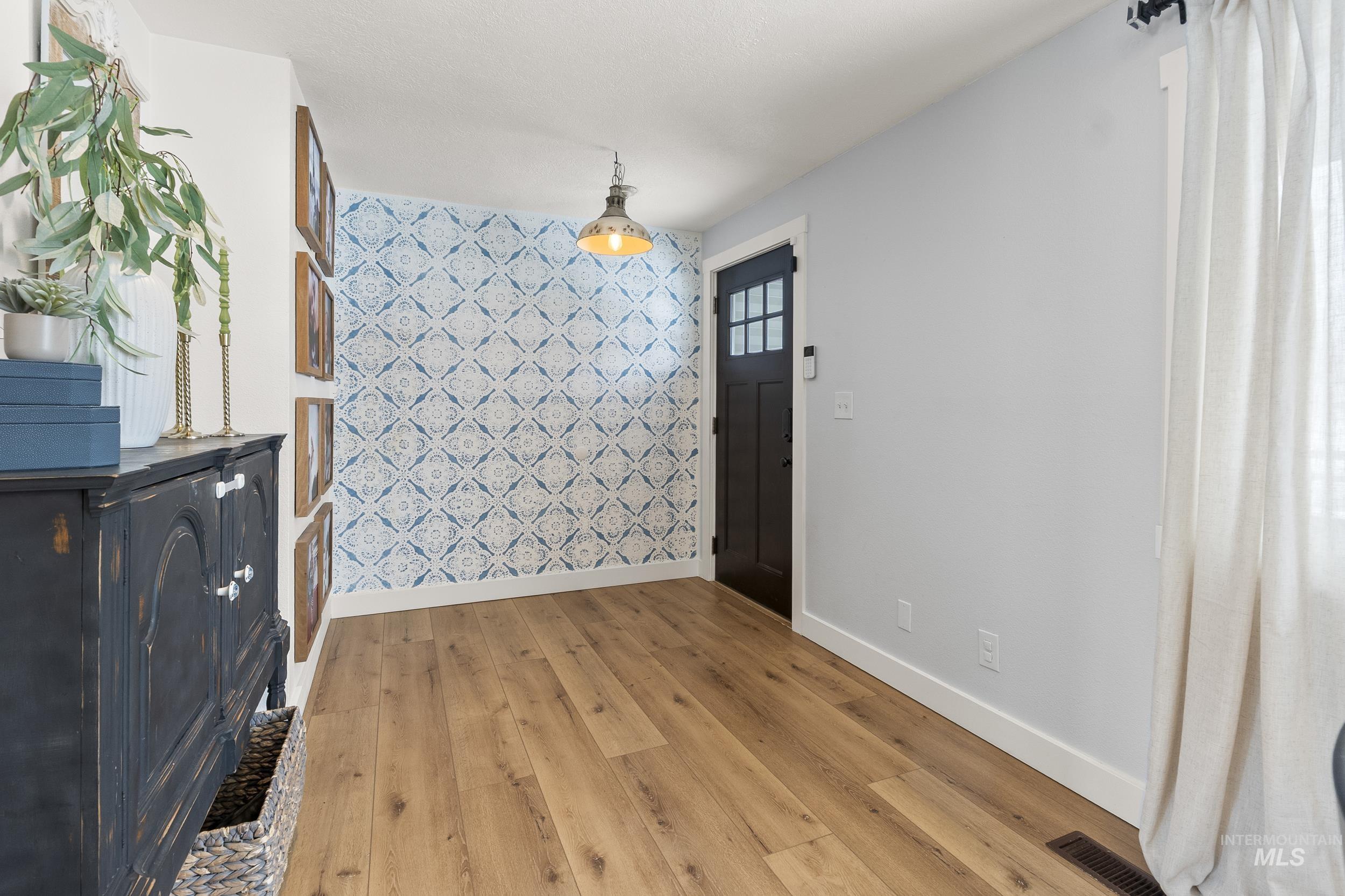 24141 Wanda Way, Middleton, Idaho 83644, 5 Bedrooms, 4.5 Bathrooms, Residential For Sale, Price $980,000, 98974749