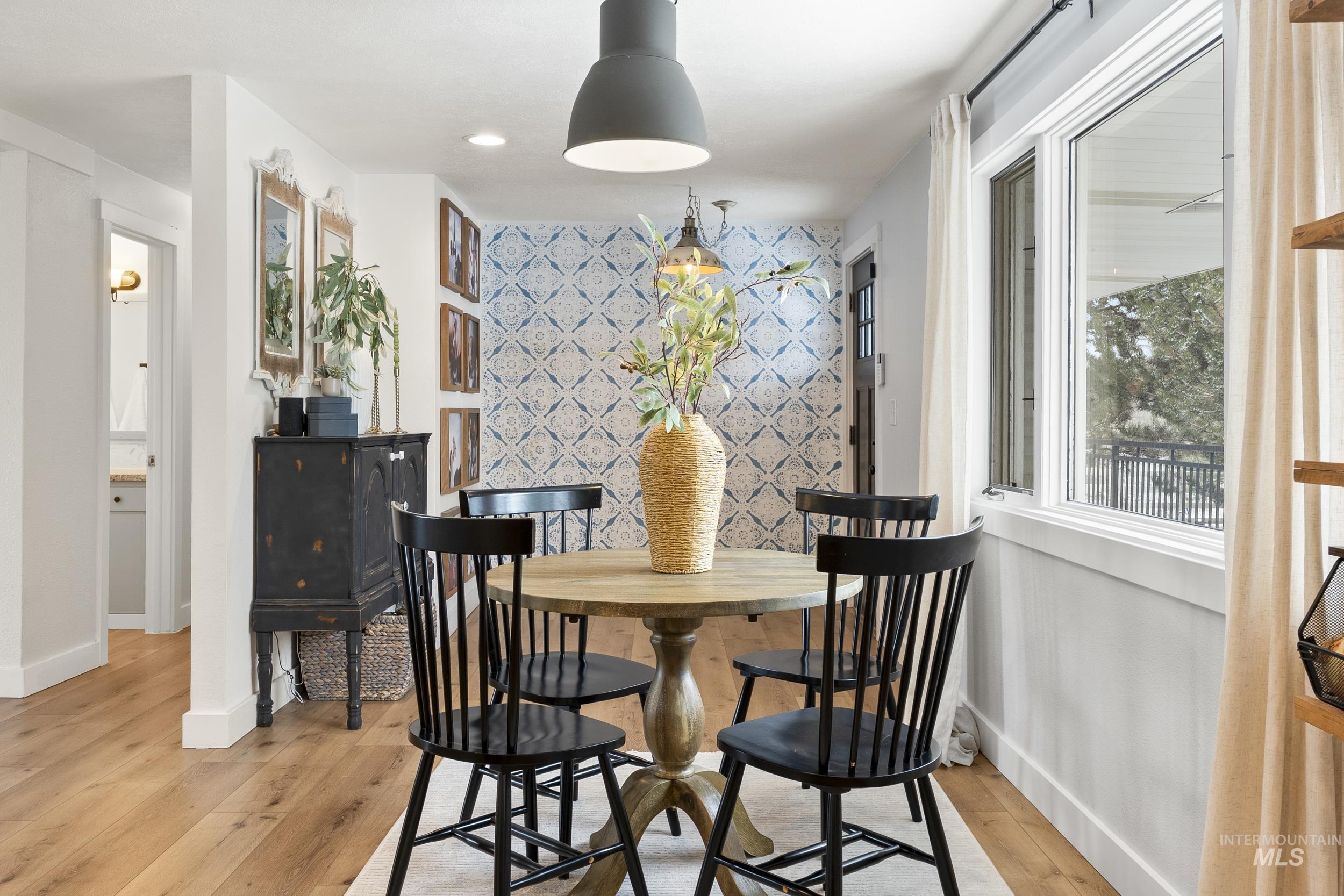 24141 Wanda Way, Middleton, Idaho 83644, 5 Bedrooms, 4.5 Bathrooms, Residential For Sale, Price $980,000, 98974749