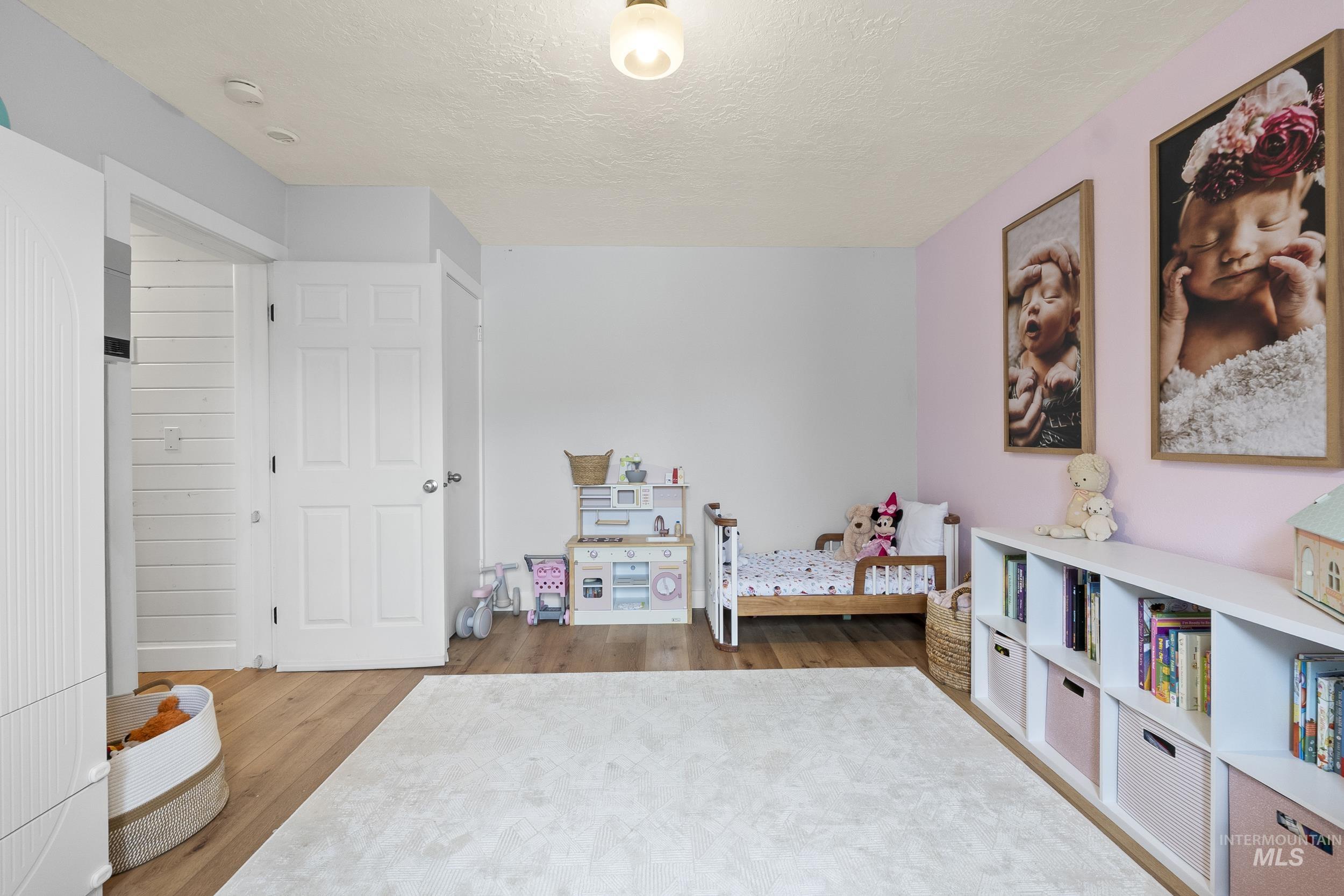 24141 Wanda Way, Middleton, Idaho 83644, 5 Bedrooms, 4.5 Bathrooms, Residential For Sale, Price $980,000, 98974749