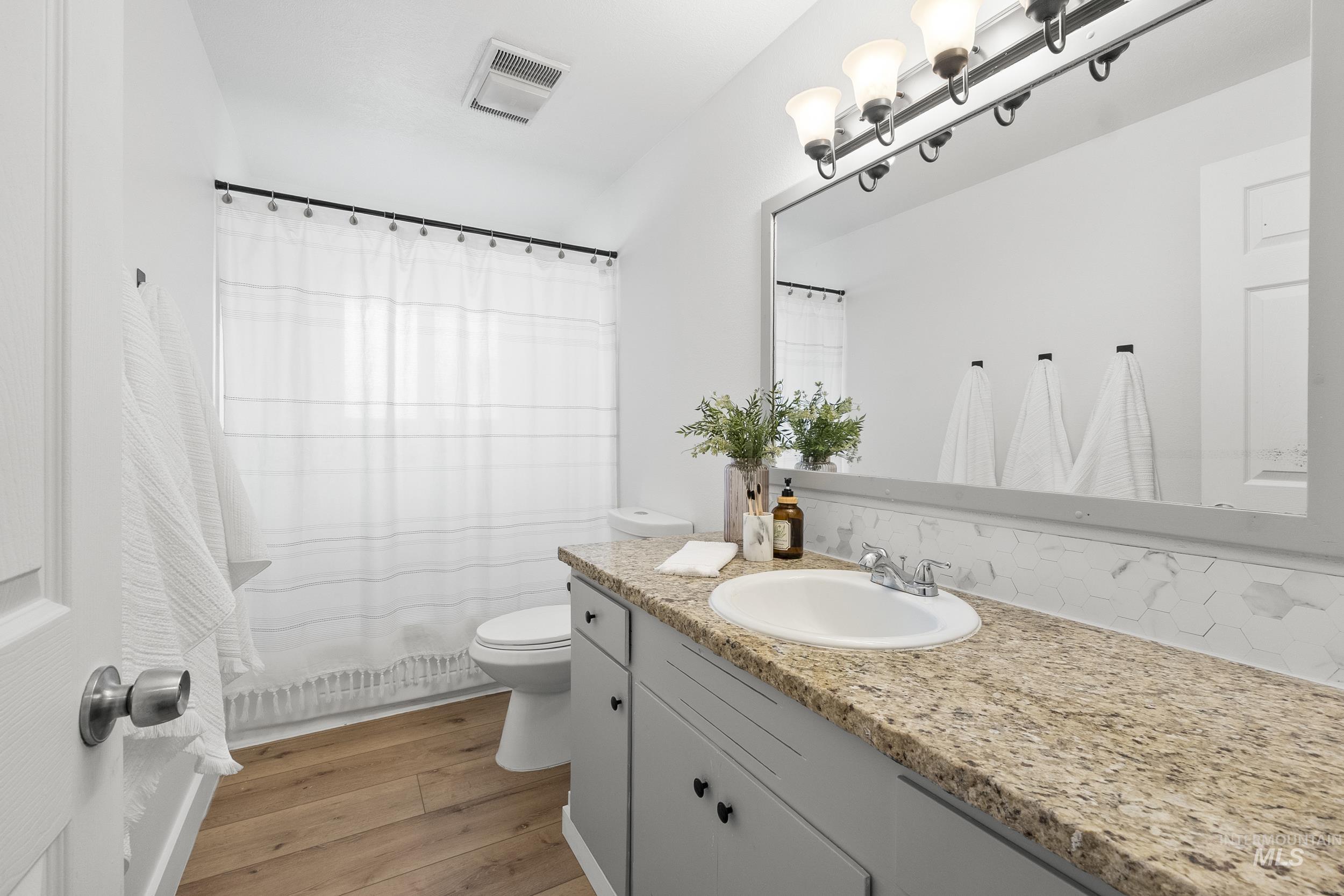 24141 Wanda Way, Middleton, Idaho 83644, 5 Bedrooms, 4.5 Bathrooms, Residential For Sale, Price $980,000, 98974749