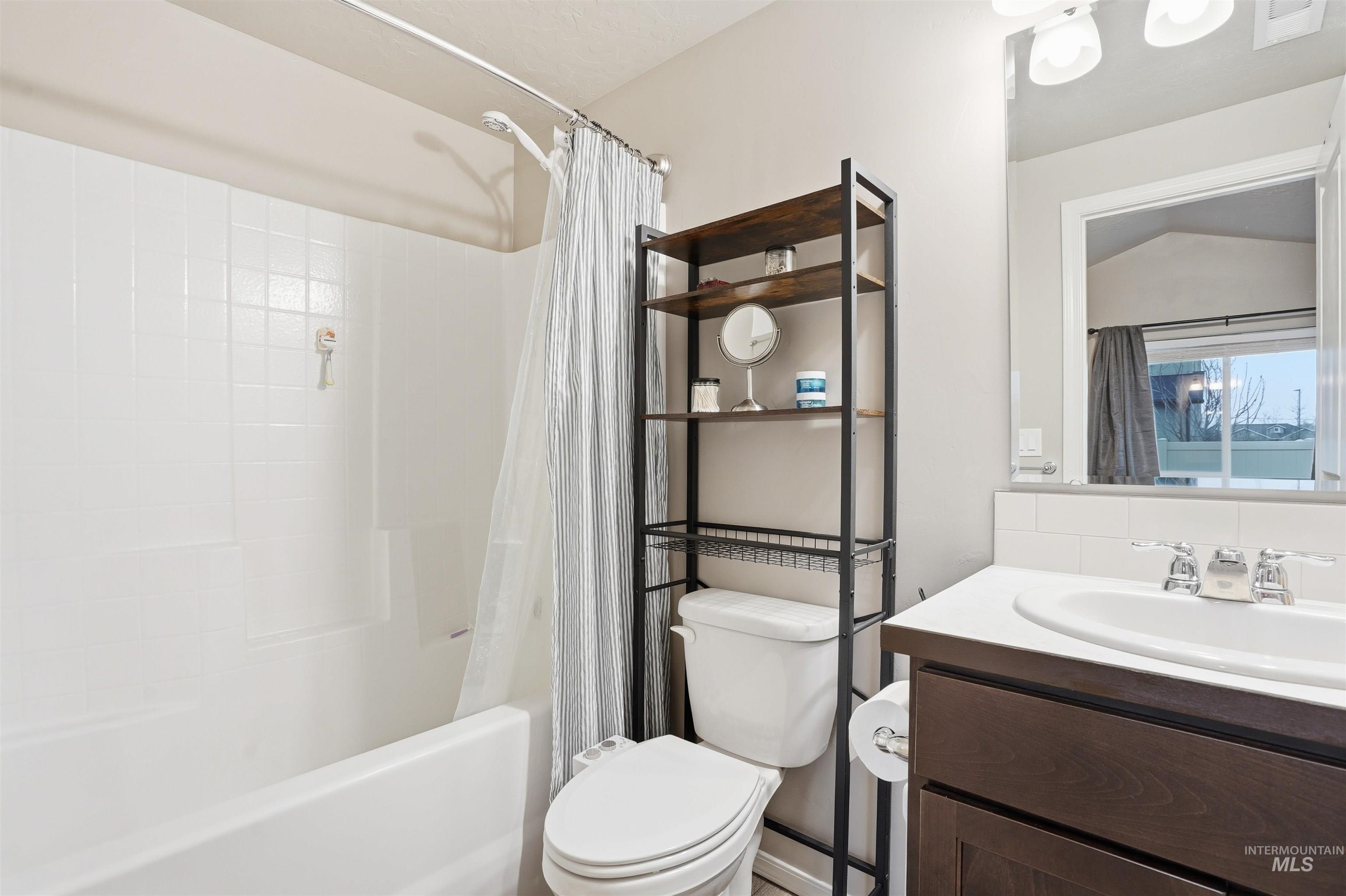 3337 NW 13th Ave, Meridian, Idaho 83646, 2 Bedrooms, 2 Bathrooms, Residential For Sale, Price $415,000, 98974751