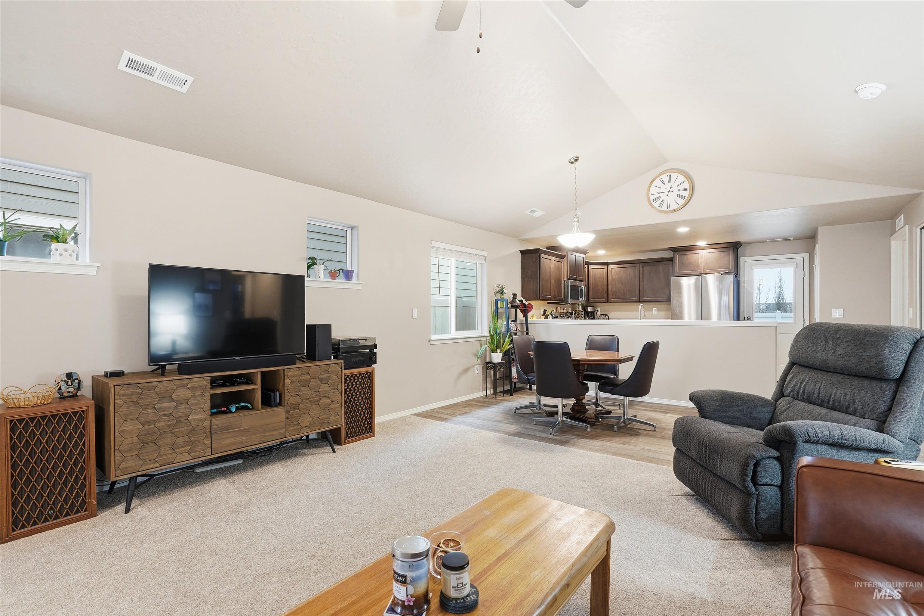 3337 NW 13th Ave, Meridian, Idaho 83646, 2 Bedrooms, 2 Bathrooms, Residential For Sale, Price $415,000, 98974751