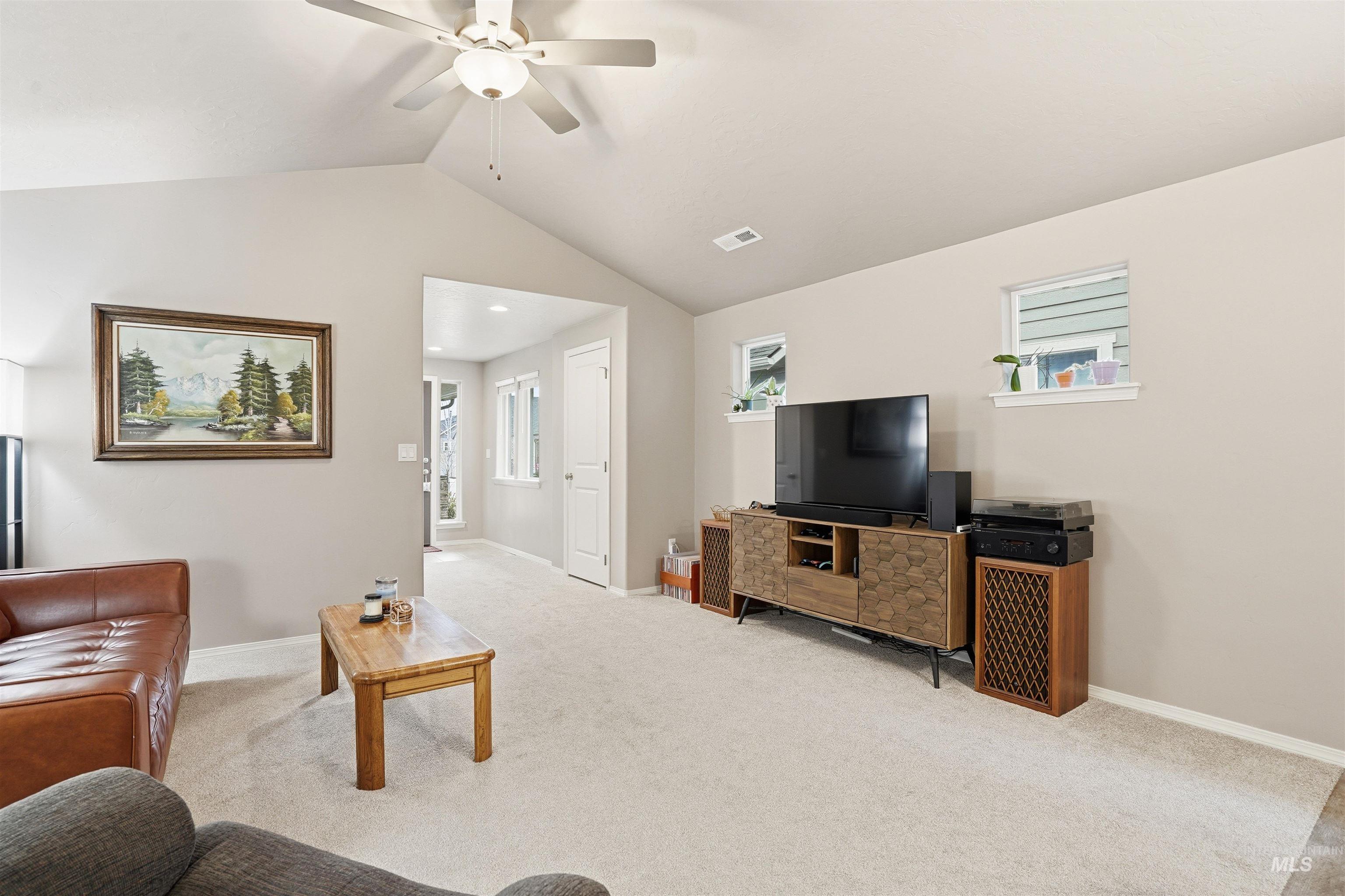 3337 NW 13th Ave, Meridian, Idaho 83646, 2 Bedrooms, 2 Bathrooms, Residential For Sale, Price $415,000, 98974751