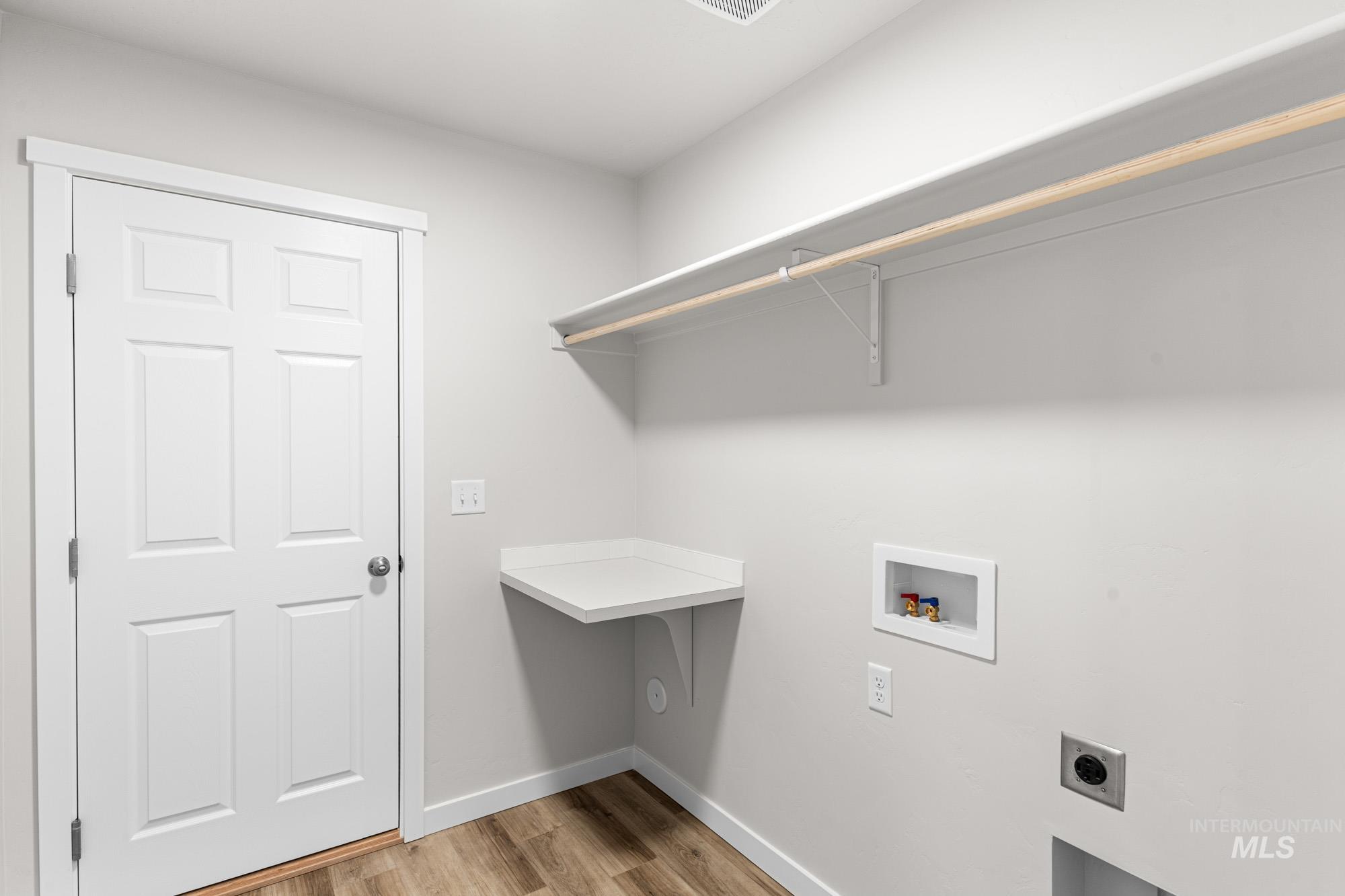 951 NE Trailridge St, Mountain Home, Idaho 83647, 4 Bedrooms, 2 Bathrooms, Residential For Sale, Price $392,990, 98974758