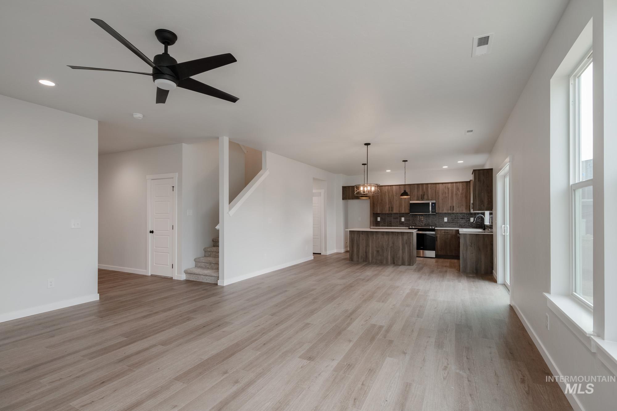 2952 N Schimigadoon Way, Eagle, Idaho 83616, 5 Bedrooms, 3 Bathrooms, Residential For Sale, Price $694,990,MLS 98974763