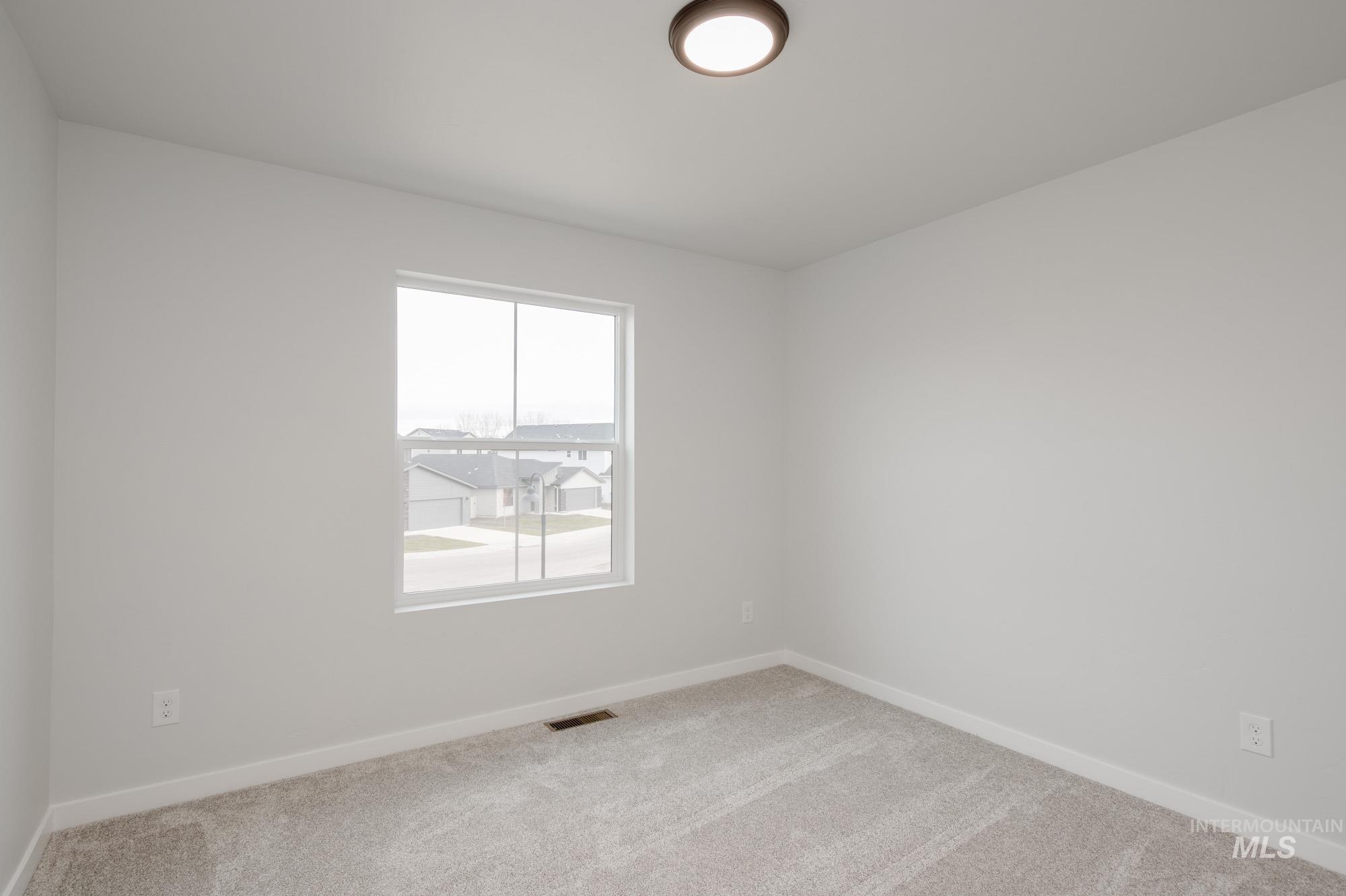 2952 N Schimigadoon Way, Eagle, Idaho 83616, 5 Bedrooms, 3 Bathrooms, Residential For Sale, Price $694,990,MLS 98974763