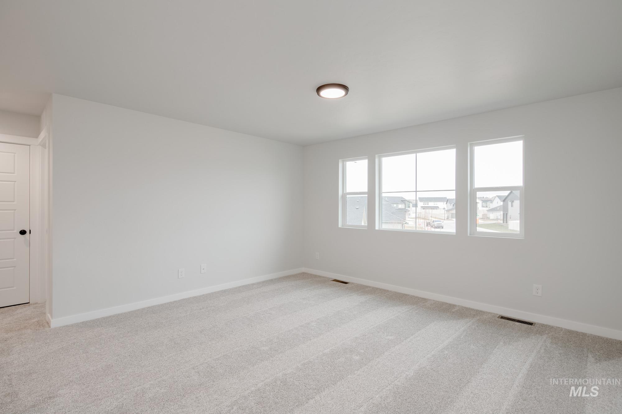 2952 N Schimigadoon Way, Eagle, Idaho 83616, 5 Bedrooms, 3 Bathrooms, Residential For Sale, Price $694,990,MLS 98974763