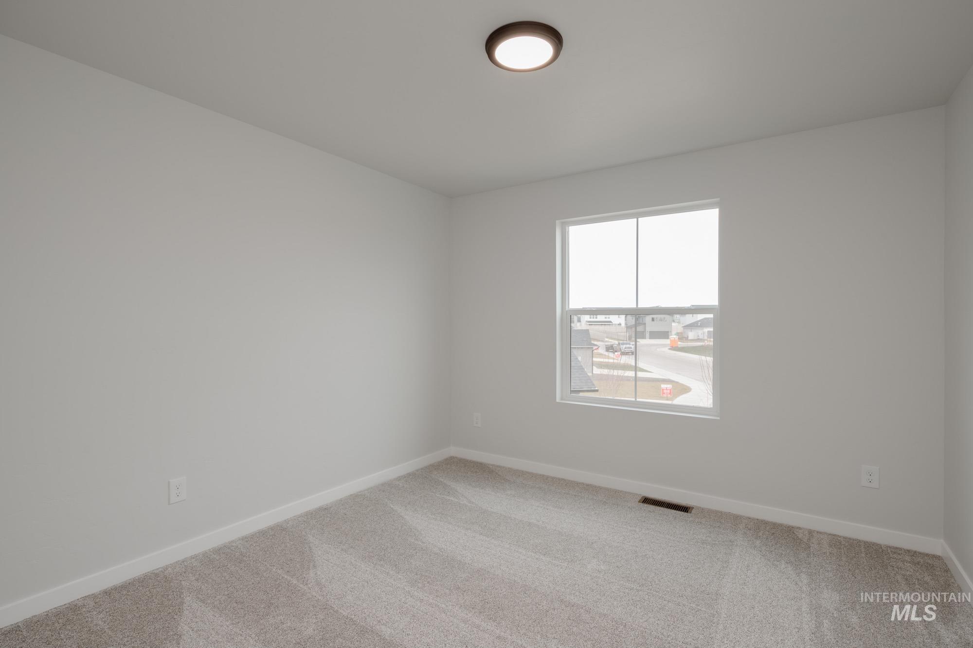 2952 N Schimigadoon Way, Eagle, Idaho 83616, 5 Bedrooms, 3 Bathrooms, Residential For Sale, Price $694,990,MLS 98974763