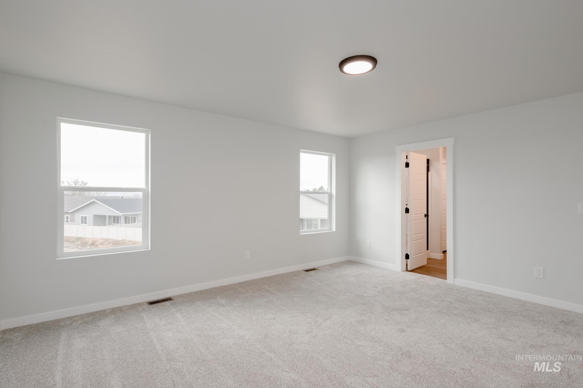 2952 N Schimigadoon Way, Eagle, Idaho 83616, 5 Bedrooms, 3 Bathrooms, Residential For Sale, Price $694,990,MLS 98974763