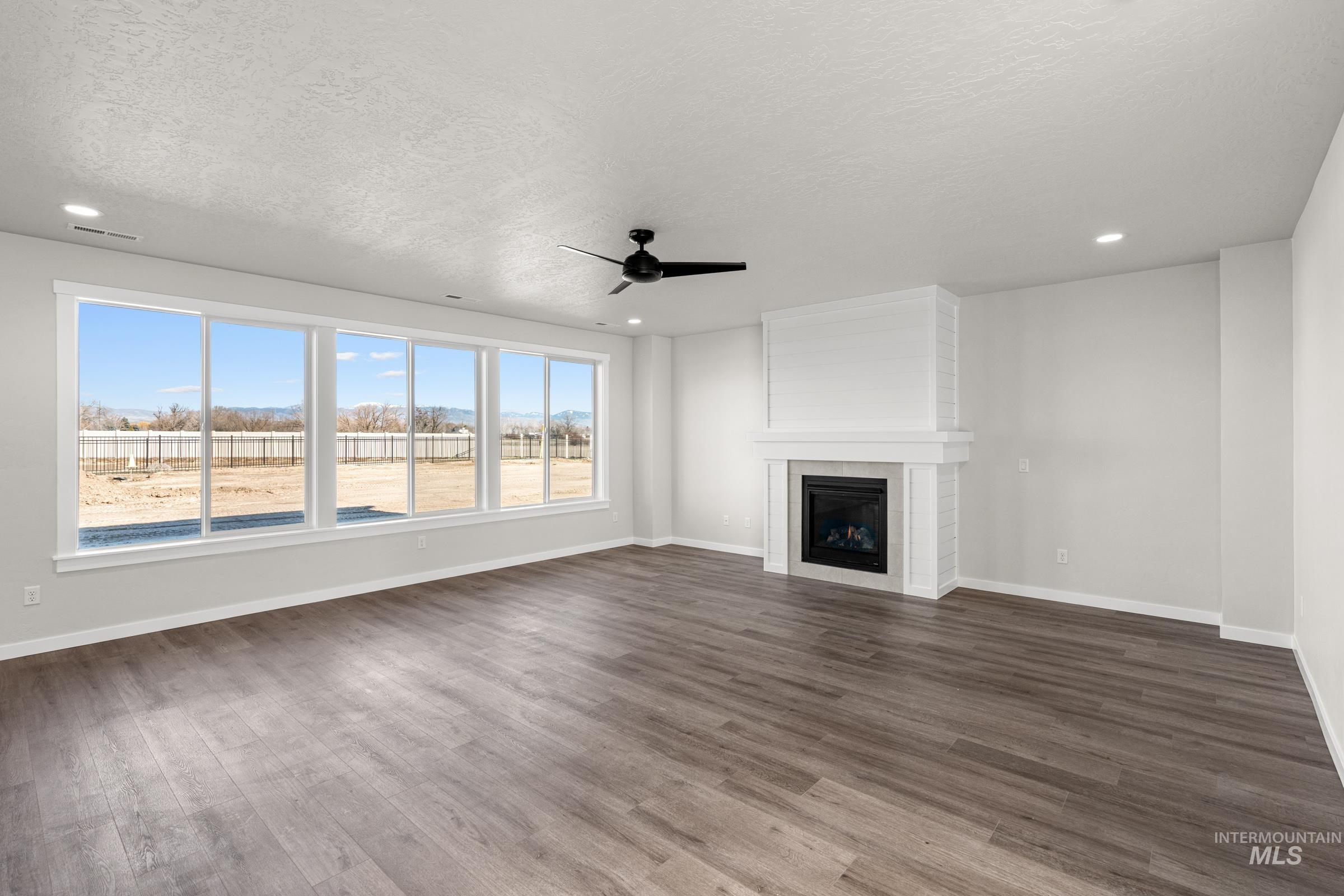 2972 N Schimigadoon Way, Eagle, Idaho 83616, 4 Bedrooms, 3.5 Bathrooms, Residential For Sale, Price $1,074,990,MLS 98974766