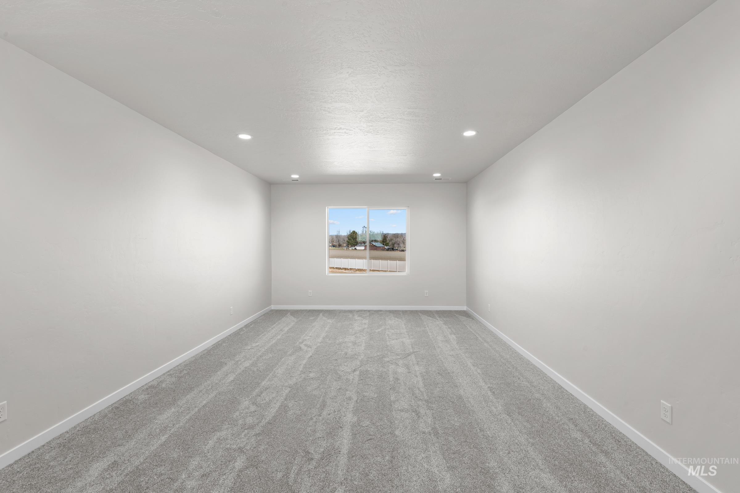 2972 N Schimigadoon Way, Eagle, Idaho 83616, 4 Bedrooms, 3.5 Bathrooms, Residential For Sale, Price $1,074,990,MLS 98974766