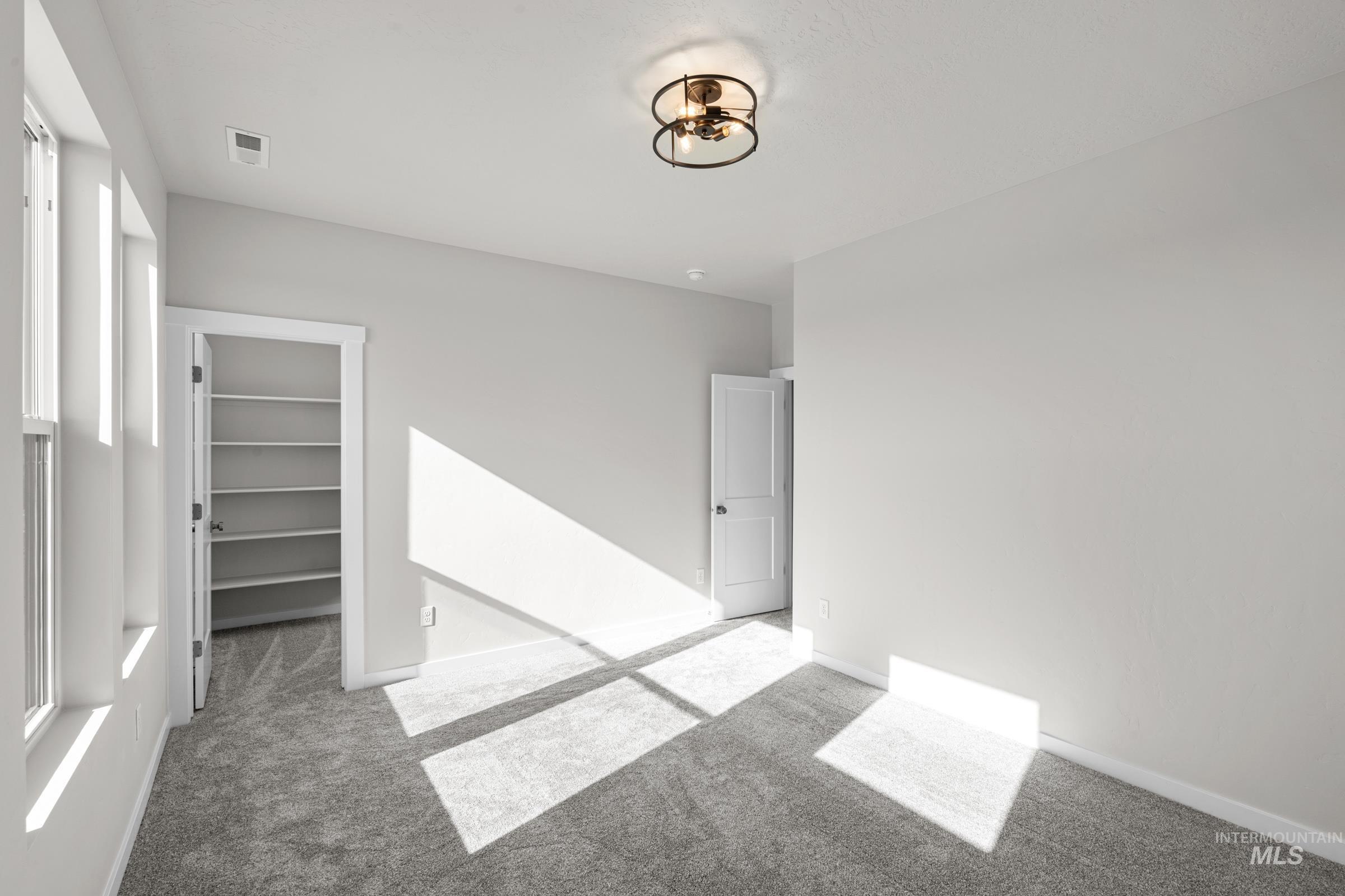 2972 N Schimigadoon Way, Eagle, Idaho 83616, 4 Bedrooms, 3.5 Bathrooms, Residential For Sale, Price $1,074,990,MLS 98974766