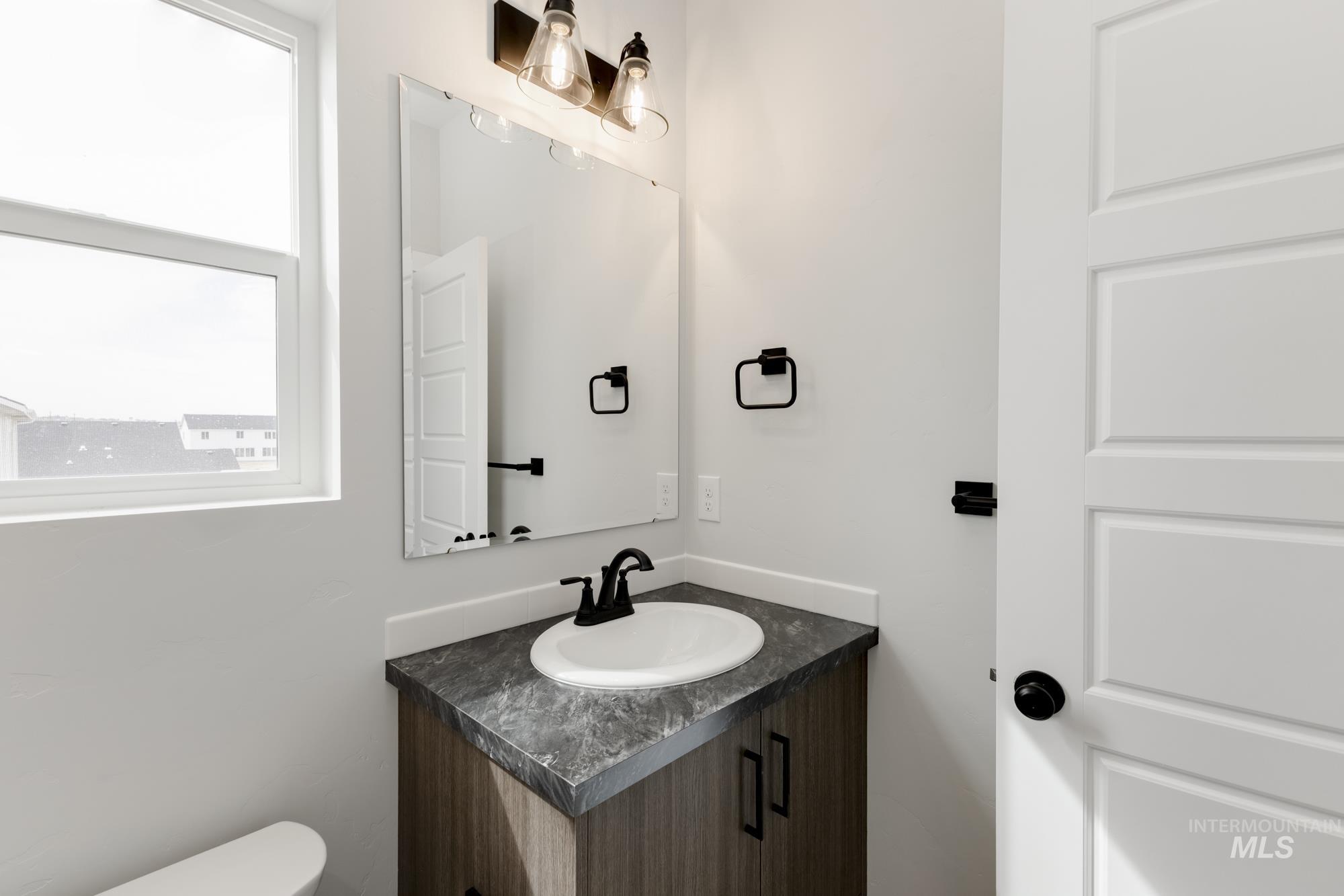 2972 N Schimigadoon Way, Eagle, Idaho 83616, 4 Bedrooms, 3.5 Bathrooms, Residential For Sale, Price $1,074,990,MLS 98974766