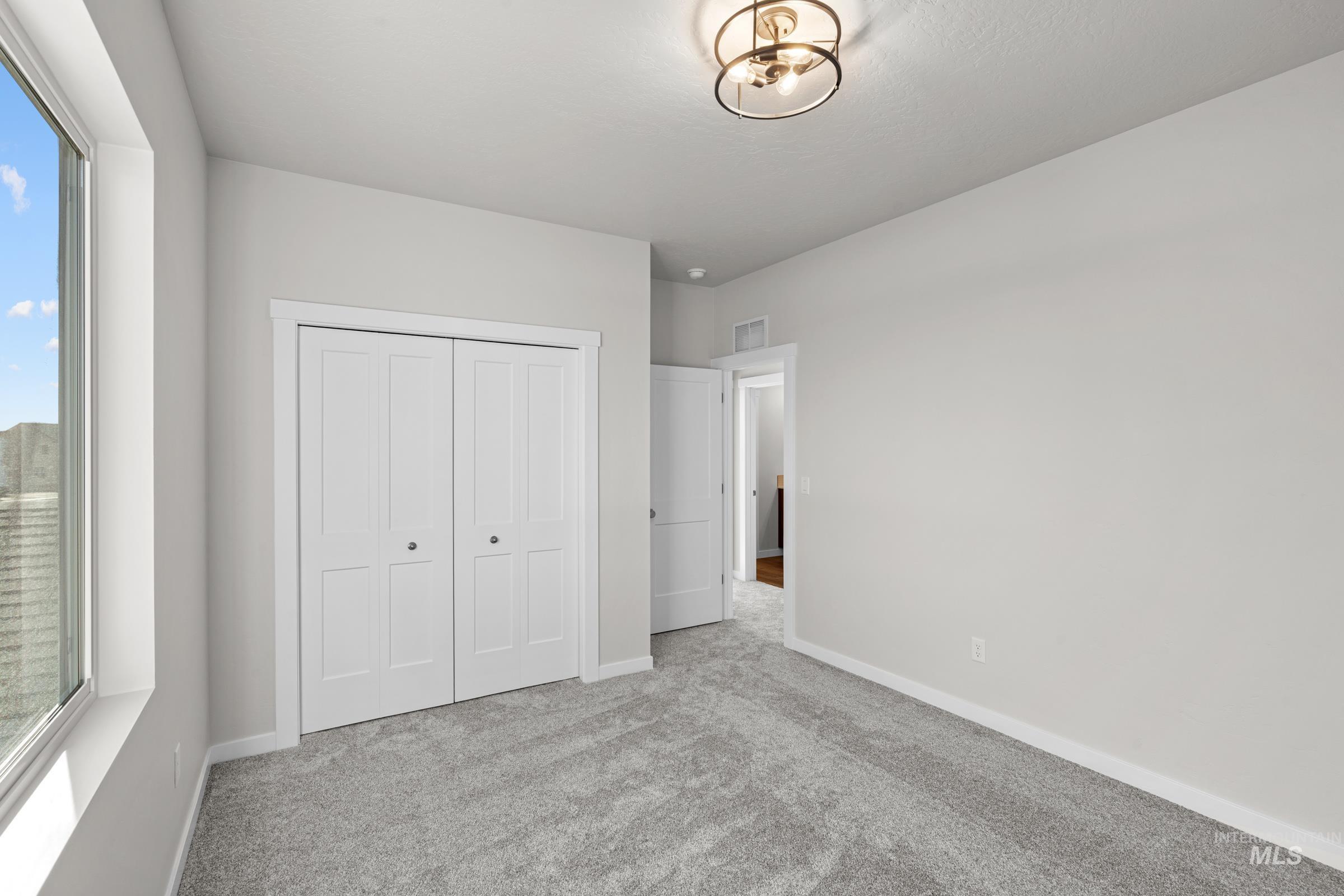 2972 N Schimigadoon Way, Eagle, Idaho 83616, 4 Bedrooms, 3.5 Bathrooms, Residential For Sale, Price $1,074,990,MLS 98974766