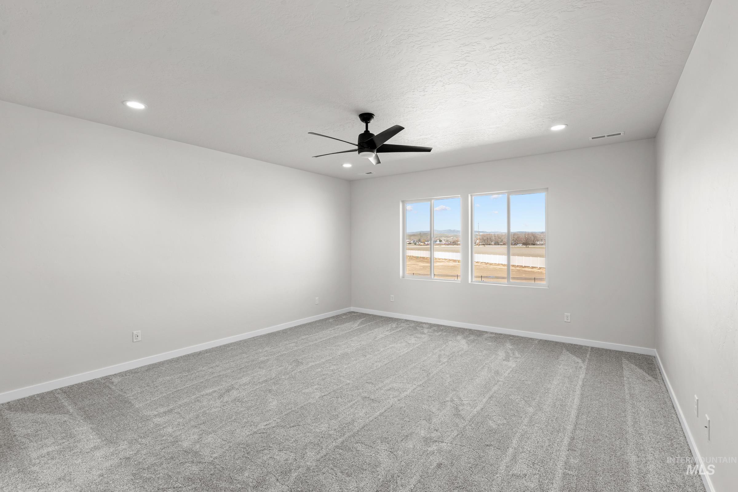 2972 N Schimigadoon Way, Eagle, Idaho 83616, 4 Bedrooms, 3.5 Bathrooms, Residential For Sale, Price $1,074,990,MLS 98974766