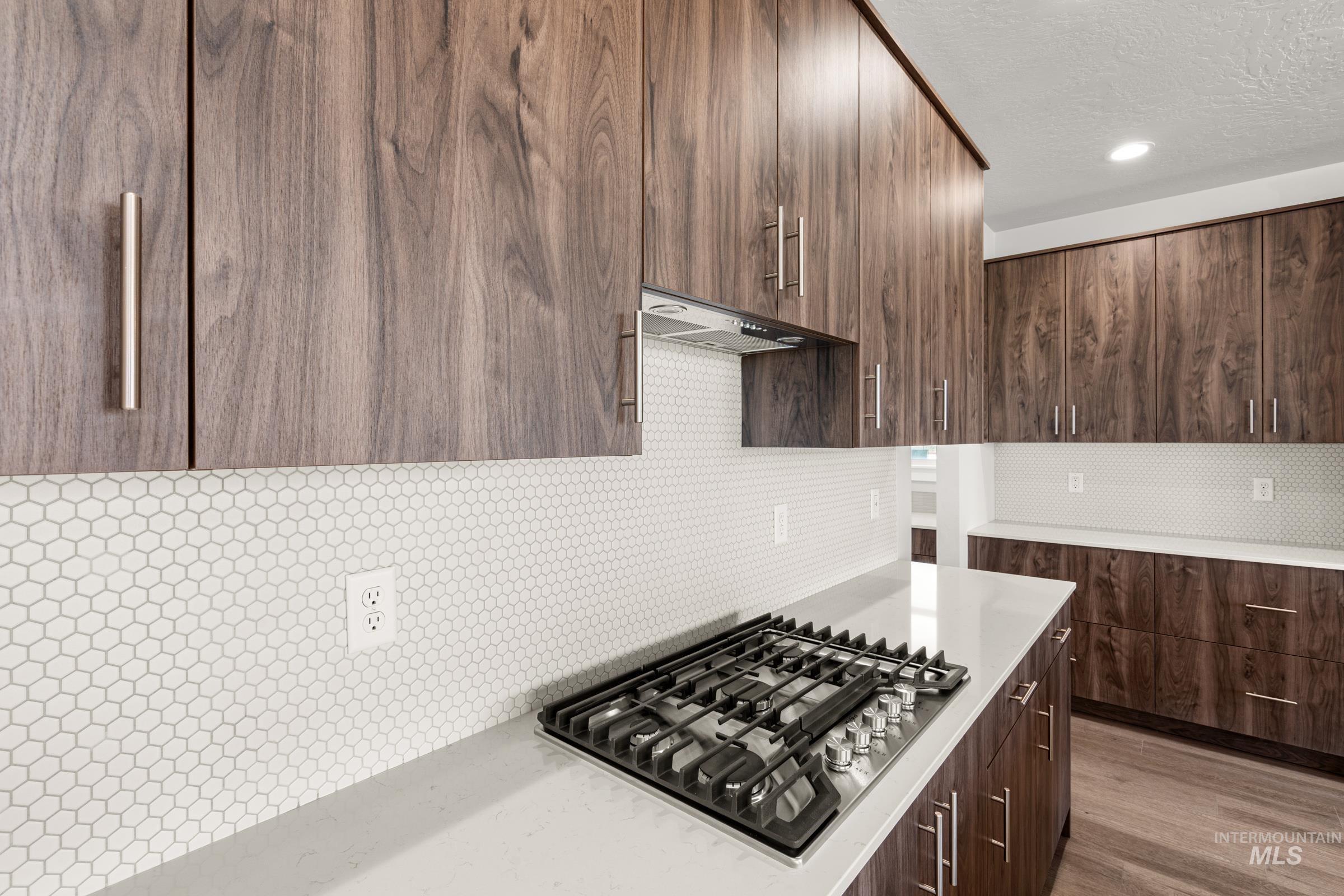 2972 N Schimigadoon Way, Eagle, Idaho 83616, 4 Bedrooms, 3.5 Bathrooms, Residential For Sale, Price $1,074,990,MLS 98974766