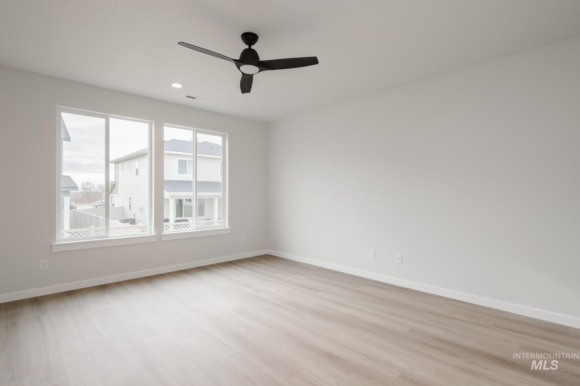 11767 W Snow Flower Dr, Star, Idaho 83669, 4 Bedrooms, 2.5 Bathrooms, Residential For Sale, Price $539,990, 98974767