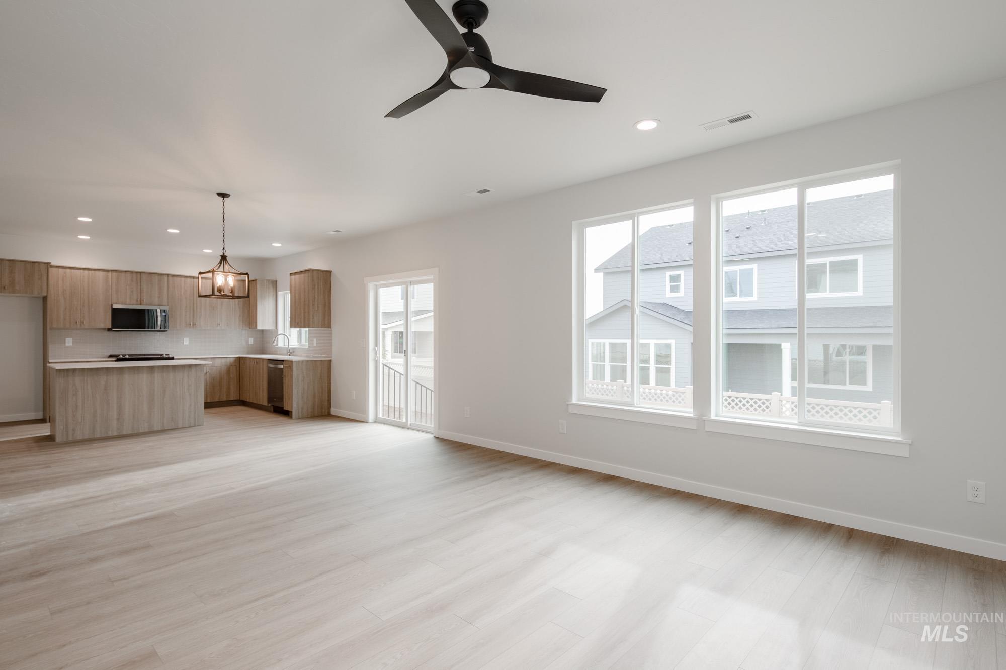 11767 W Snow Flower Dr, Star, Idaho 83669, 4 Bedrooms, 2.5 Bathrooms, Residential For Sale, Price $539,990, 98974767