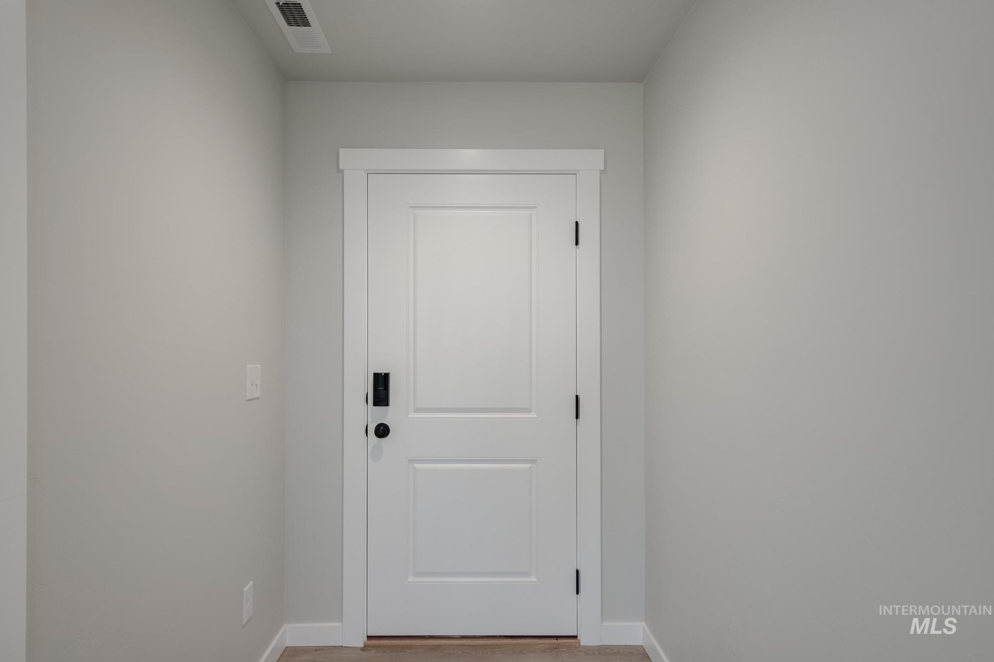 11791 W Snow Flower Dr, Star, Idaho 83669, 5 Bedrooms, 3 Bathrooms, Residential For Sale, Price $559,990, 98974768