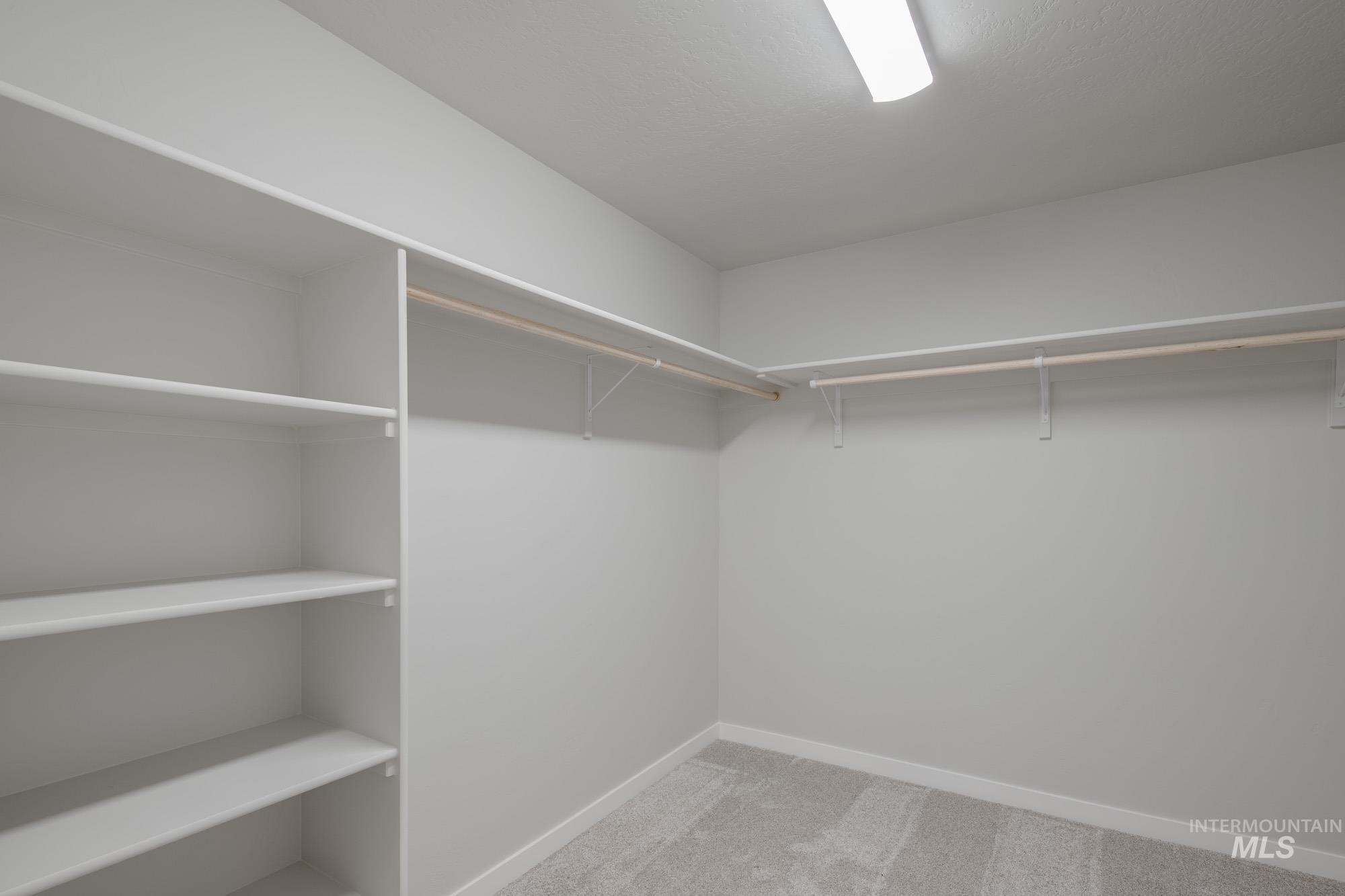 11791 W Snow Flower Dr, Star, Idaho 83669, 5 Bedrooms, 3 Bathrooms, Residential For Sale, Price $559,990, 98974768