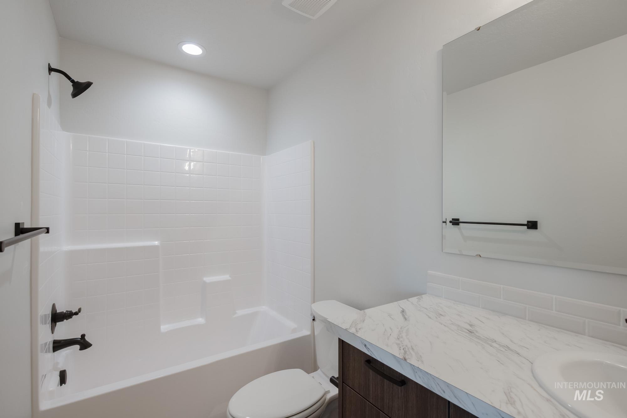 11791 W Snow Flower Dr, Star, Idaho 83669, 5 Bedrooms, 3 Bathrooms, Residential For Sale, Price $559,990, 98974768