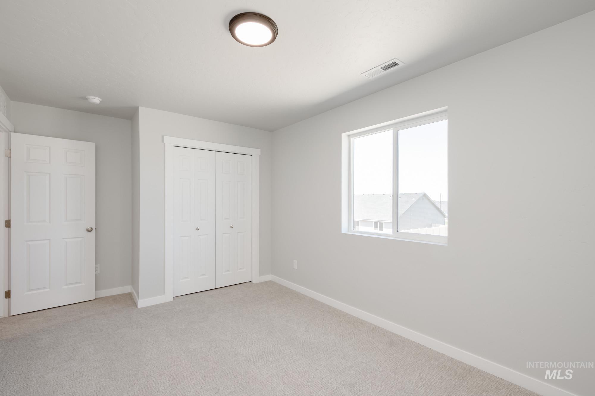 11805 W Snow Flower Dr, Star, Idaho 83669, 5 Bedrooms, 3 Bathrooms, Residential For Sale, Price $549,990, 98974769