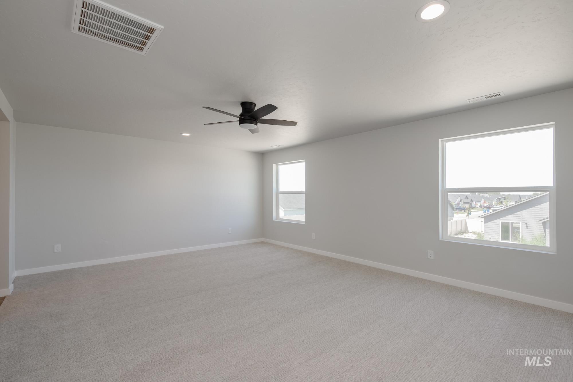 11805 W Snow Flower Dr, Star, Idaho 83669, 5 Bedrooms, 3 Bathrooms, Residential For Sale, Price $549,990, 98974769