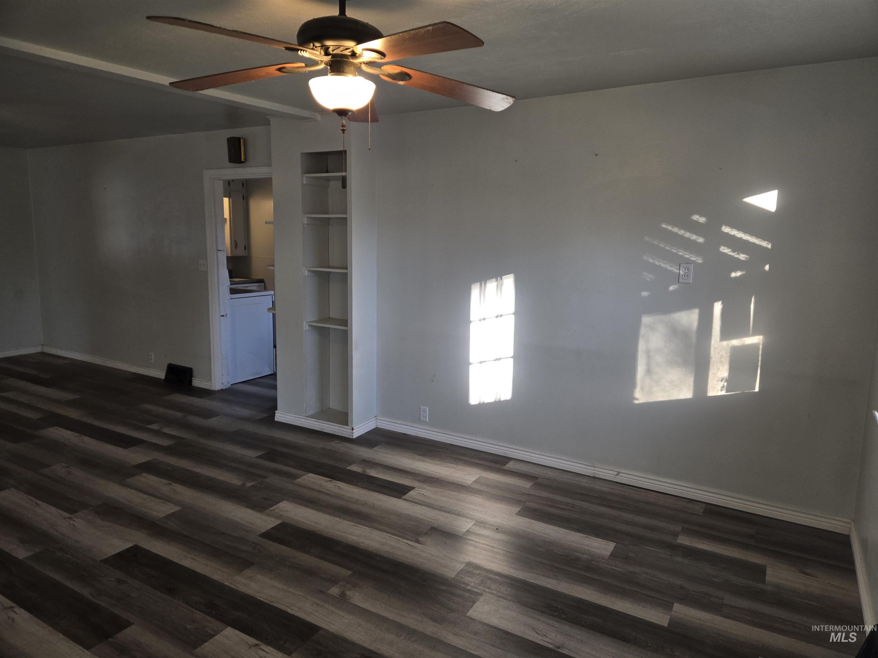 328 E Ave D, Jerome, Idaho 83338, 2 Bedrooms, 1 Bathroom, Residential For Sale, Price $229,000,MLS 98974770