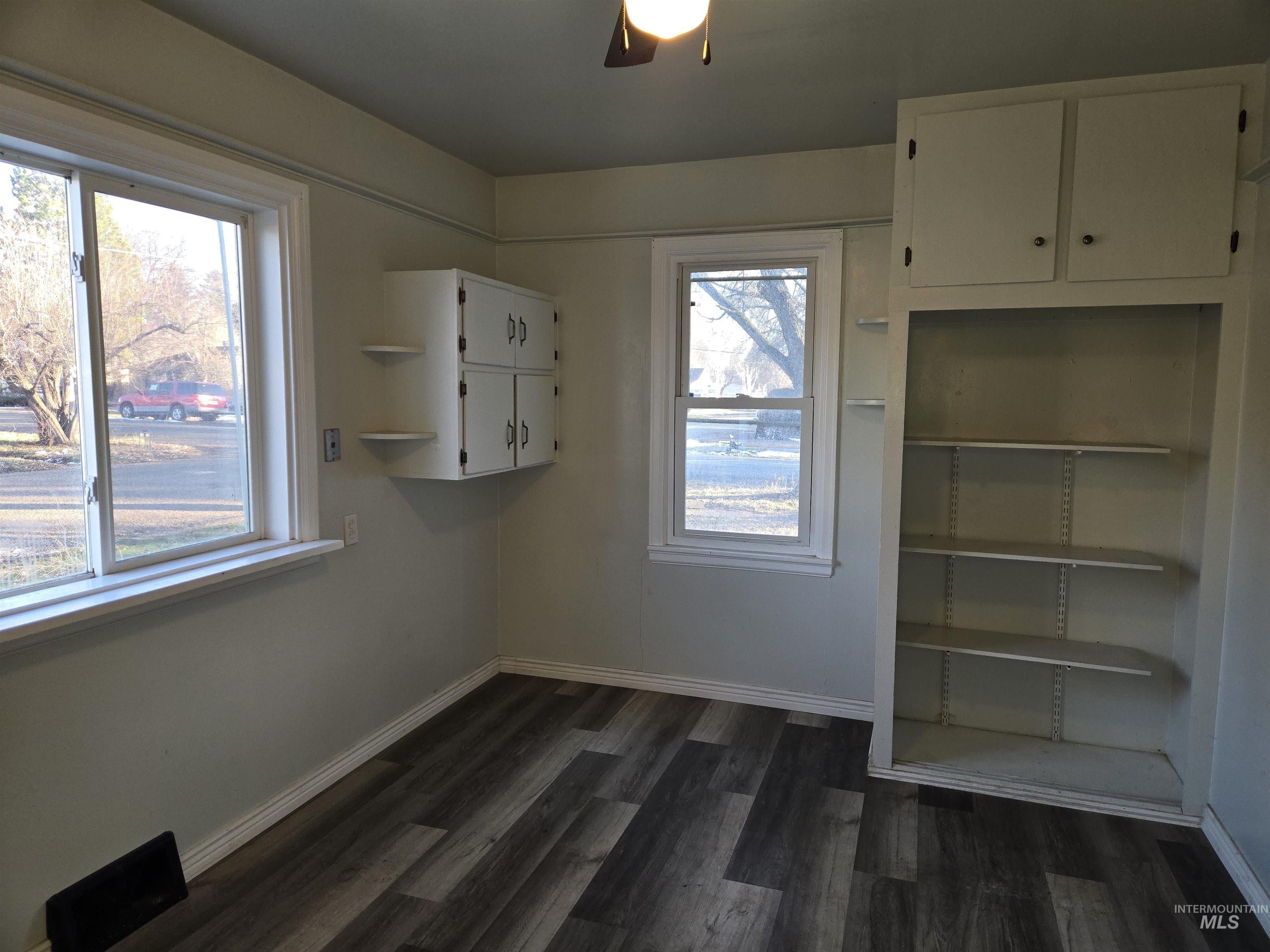 328 E Ave D, Jerome, Idaho 83338, 2 Bedrooms, 1 Bathroom, Residential For Sale, Price $229,000,MLS 98974770