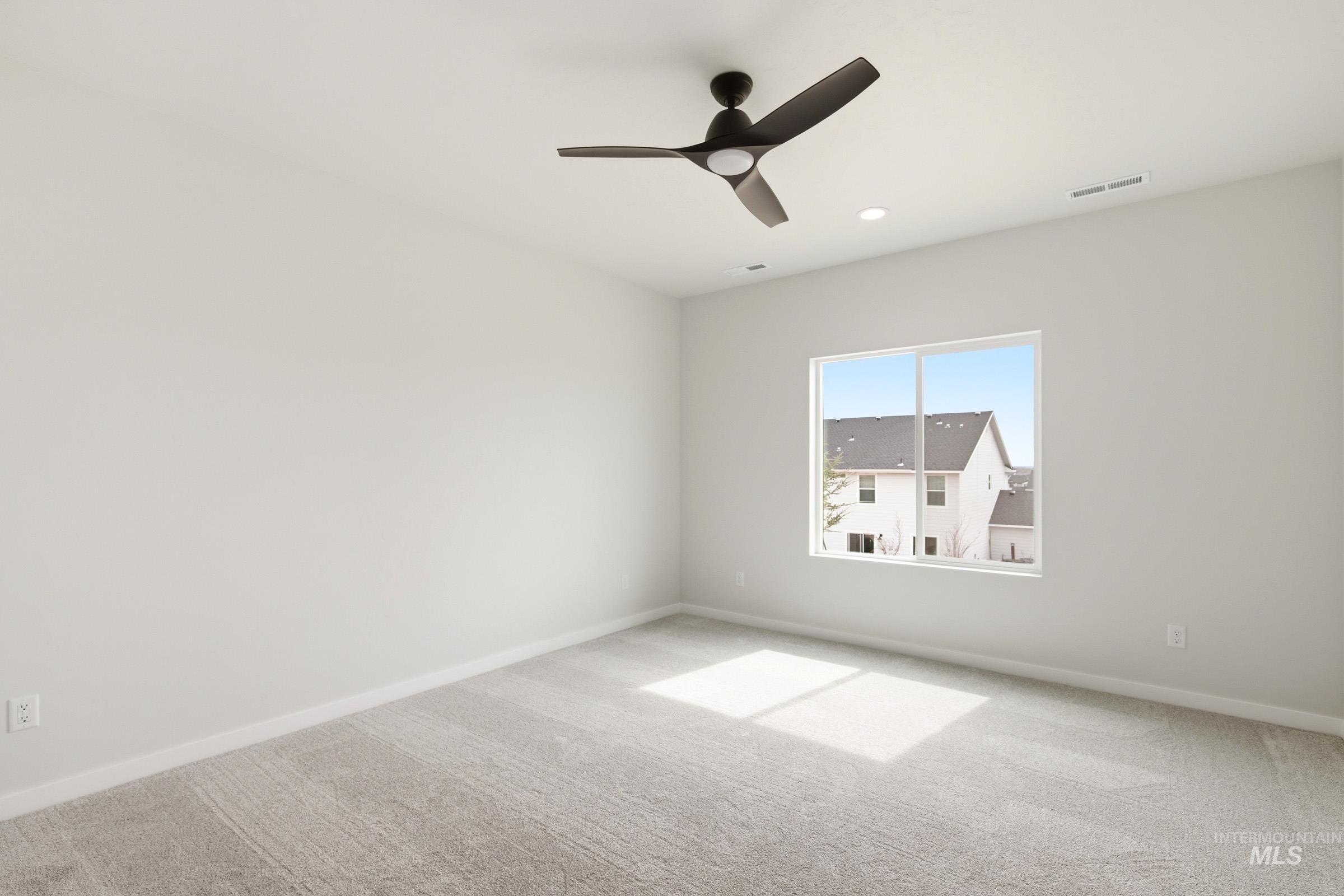 11827 W Snow Flower Dr, Star, Idaho 83669, 3 Bedrooms, 2 Bathrooms, Residential For Sale, Price $476,990, 98974771