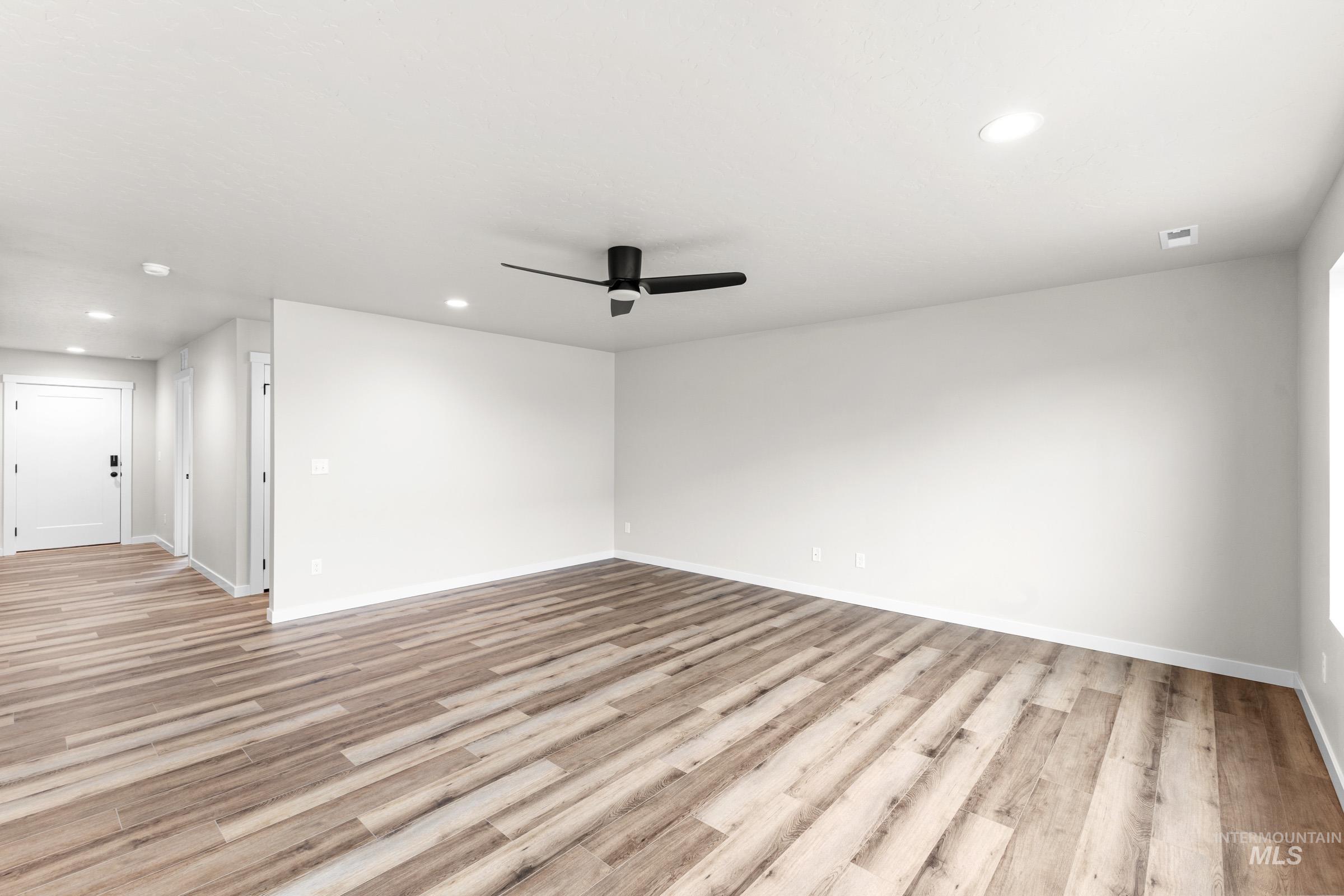 8259 E Bright Angel Dr, Nampa, Idaho 83687, 5 Bedrooms, 3 Bathrooms, Residential For Sale, Price $534,990, 98974772