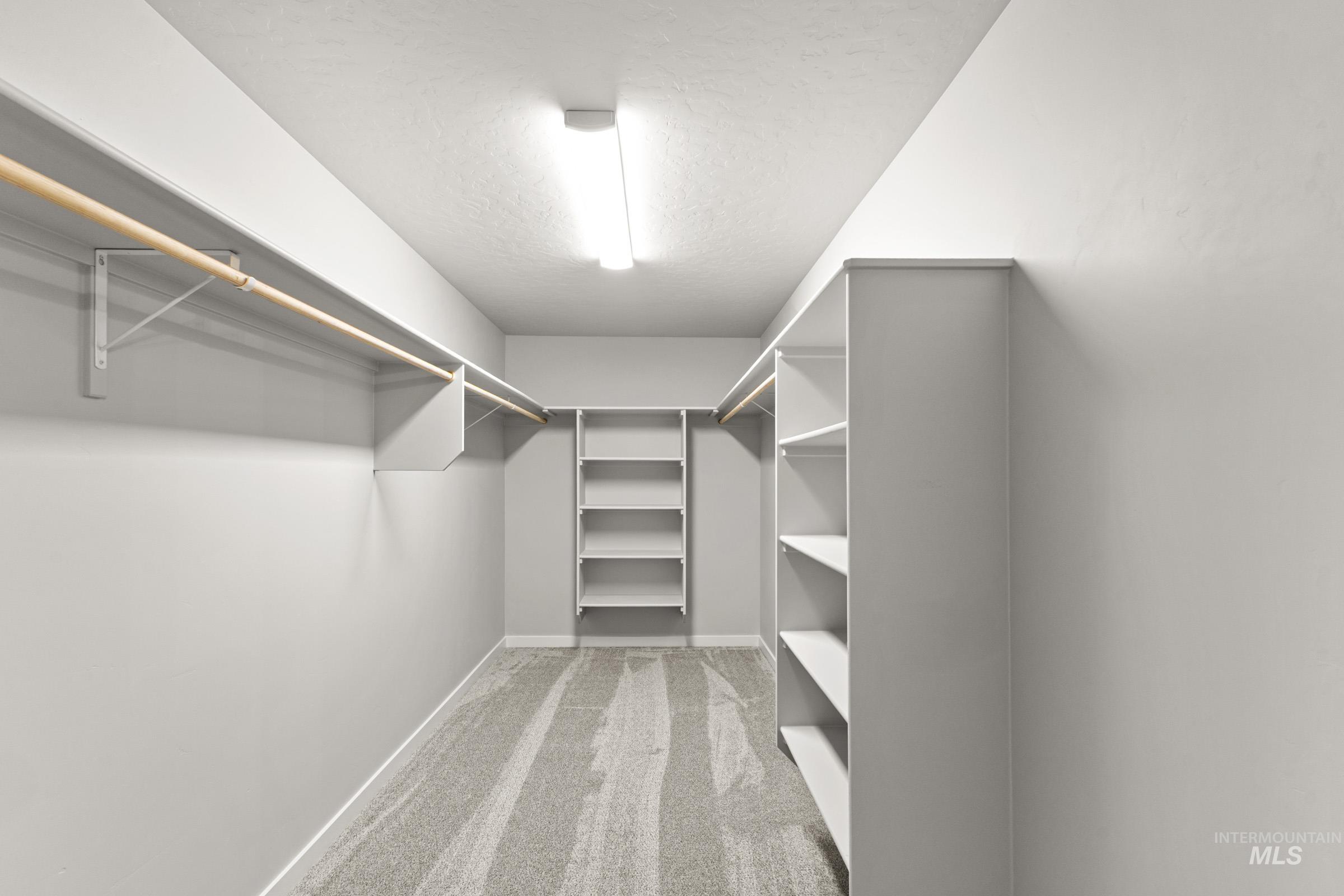 8281 E Bright Angel Dr, Nampa, Idaho 83687, 5 Bedrooms, 2.5 Bathrooms, Residential For Sale, Price $549,990, 98974774