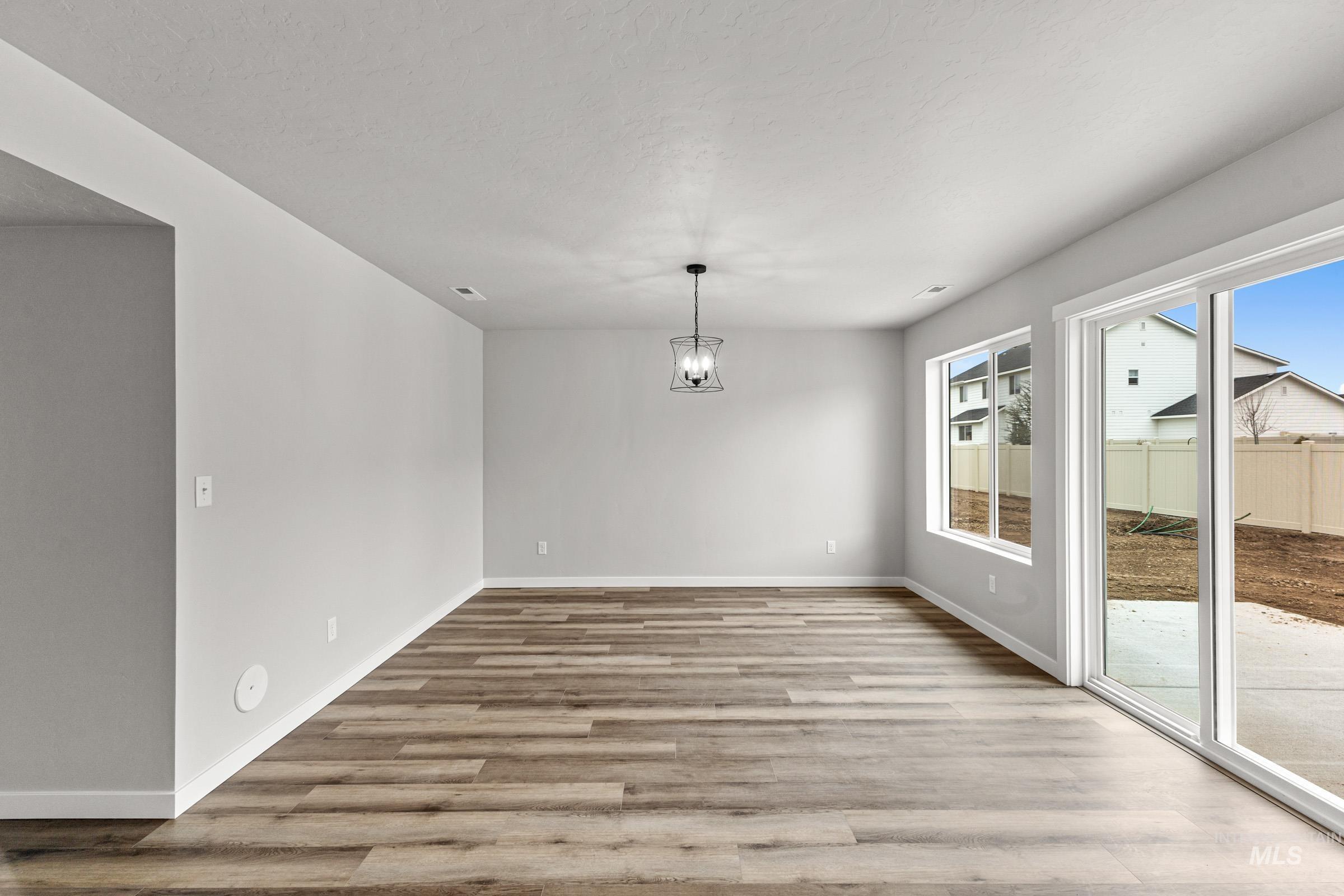 8281 E Bright Angel Dr, Nampa, Idaho 83687, 5 Bedrooms, 2.5 Bathrooms, Residential For Sale, Price $549,990, 98974774