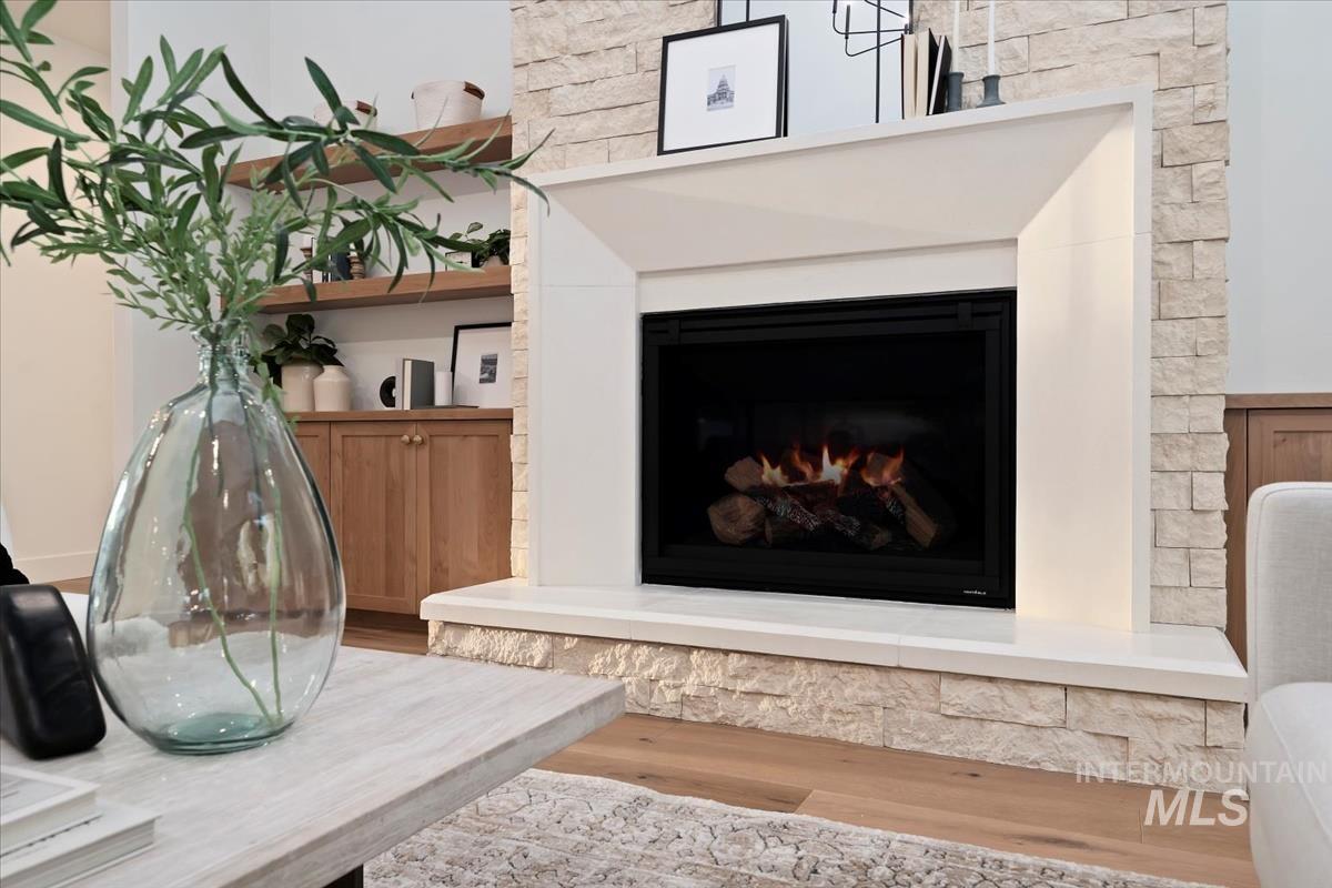 196 N Timber Wolf Pl, Eagle, Idaho 83616, 4 Bedrooms, 3.5 Bathrooms, Residential For Sale, Price $1,299,900,MLS 98974775