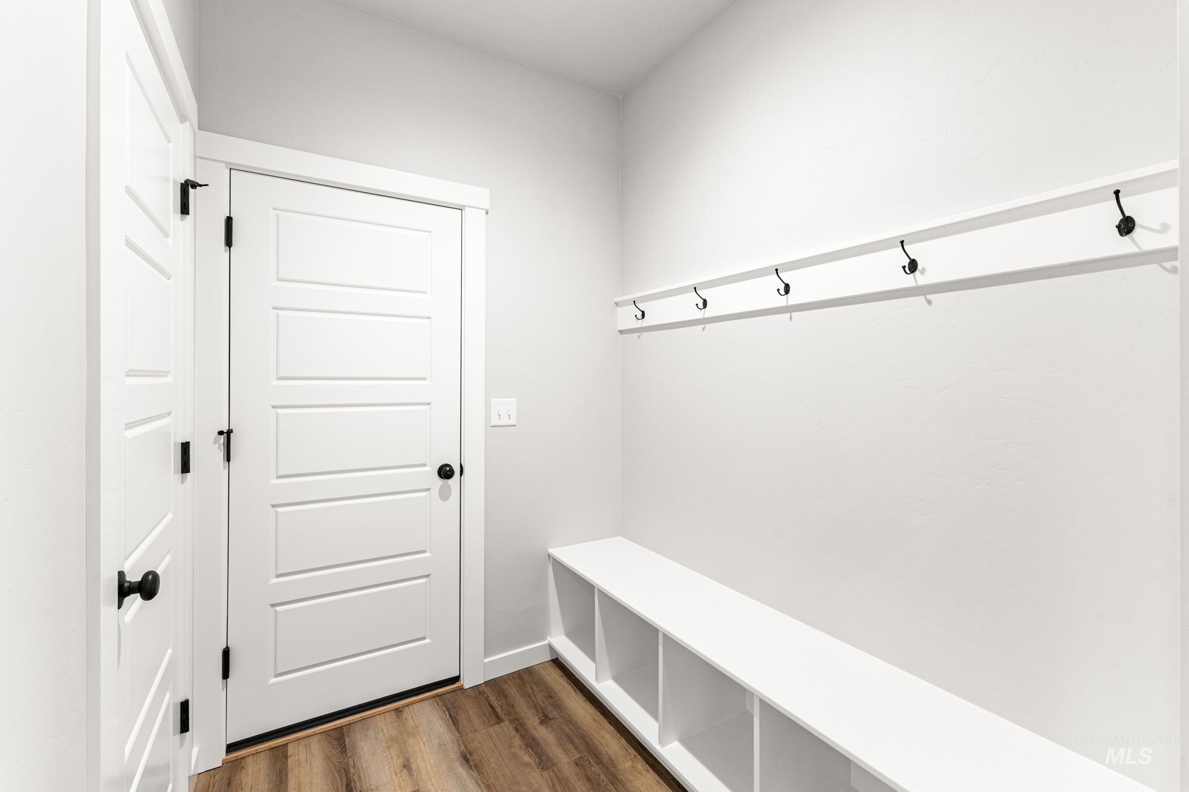 8305 E Bright Angel Dr, Nampa, Idaho 83687, 5 Bedrooms, 4.5 Bathrooms, Residential For Sale, Price $774,990, 98974776