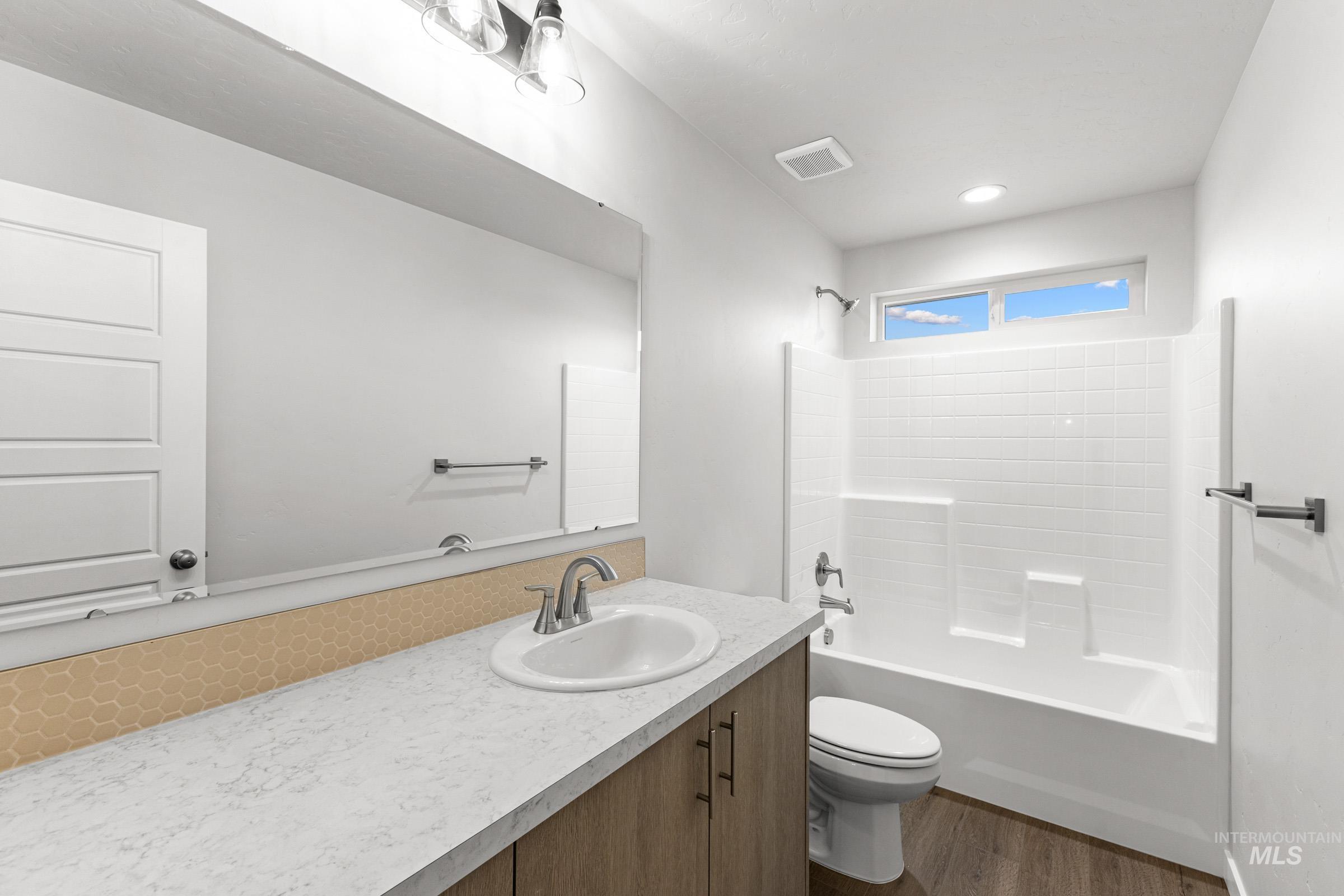 8258 E Bright Angel Dr, Nampa, Idaho 83687, 4 Bedrooms, 2.5 Bathrooms, Residential For Sale, Price $514,990, 98974777