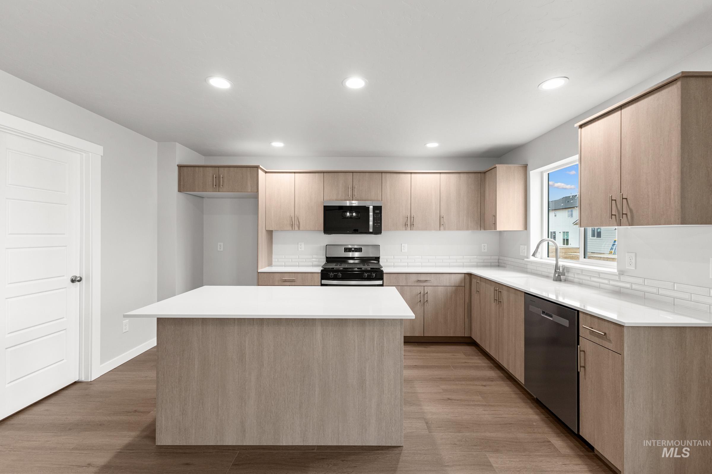 8258 E Bright Angel Dr, Nampa, Idaho 83687, 4 Bedrooms, 2.5 Bathrooms, Residential For Sale, Price $514,990, 98974777