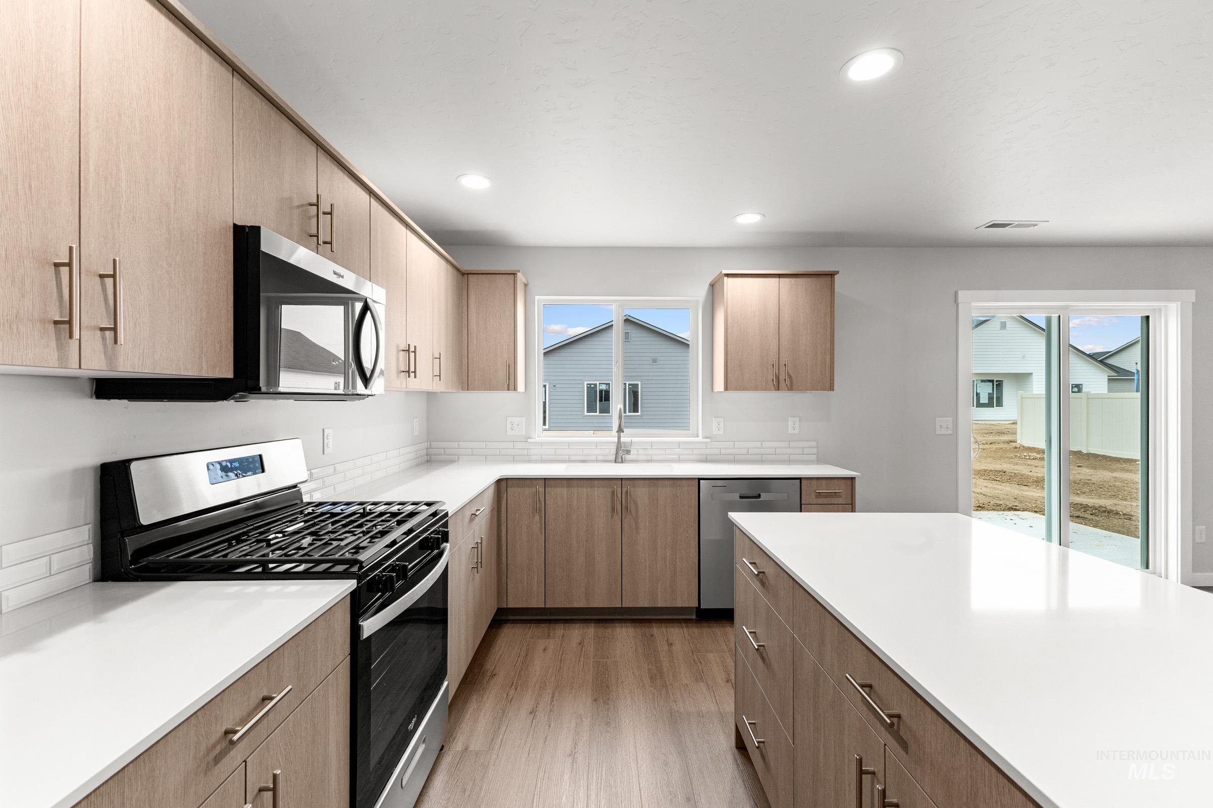 8258 E Bright Angel Dr, Nampa, Idaho 83687, 4 Bedrooms, 2.5 Bathrooms, Residential For Sale, Price $514,990, 98974777