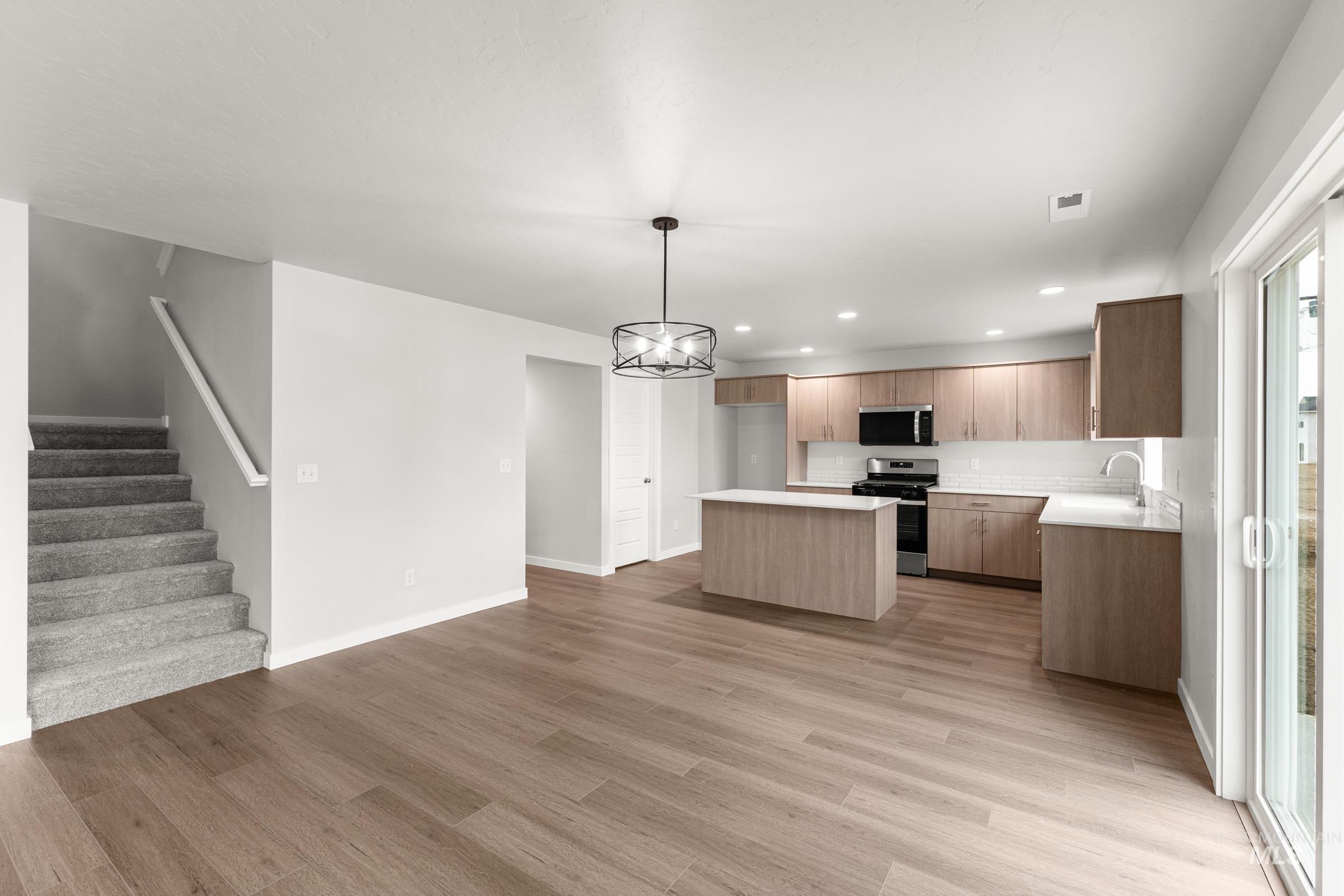 8258 E Bright Angel Dr, Nampa, Idaho 83687, 4 Bedrooms, 2.5 Bathrooms, Residential For Sale, Price $514,990, 98974777