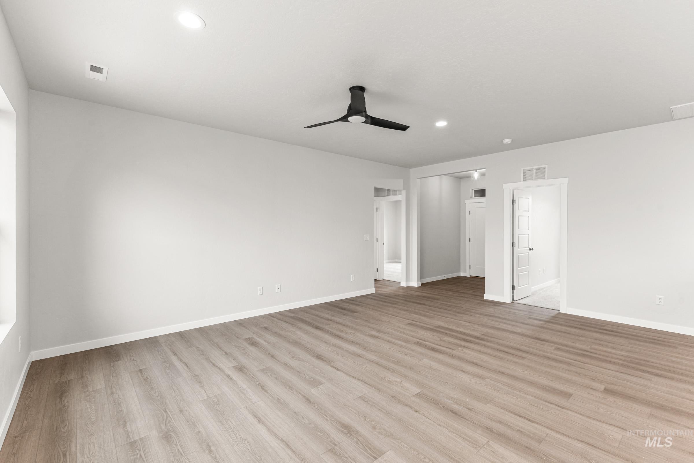 8270 E Bright Angel Dr, Nampa, Idaho 83687, 4 Bedrooms, 2 Bathrooms, Residential For Sale, Price $429,990, 98974779