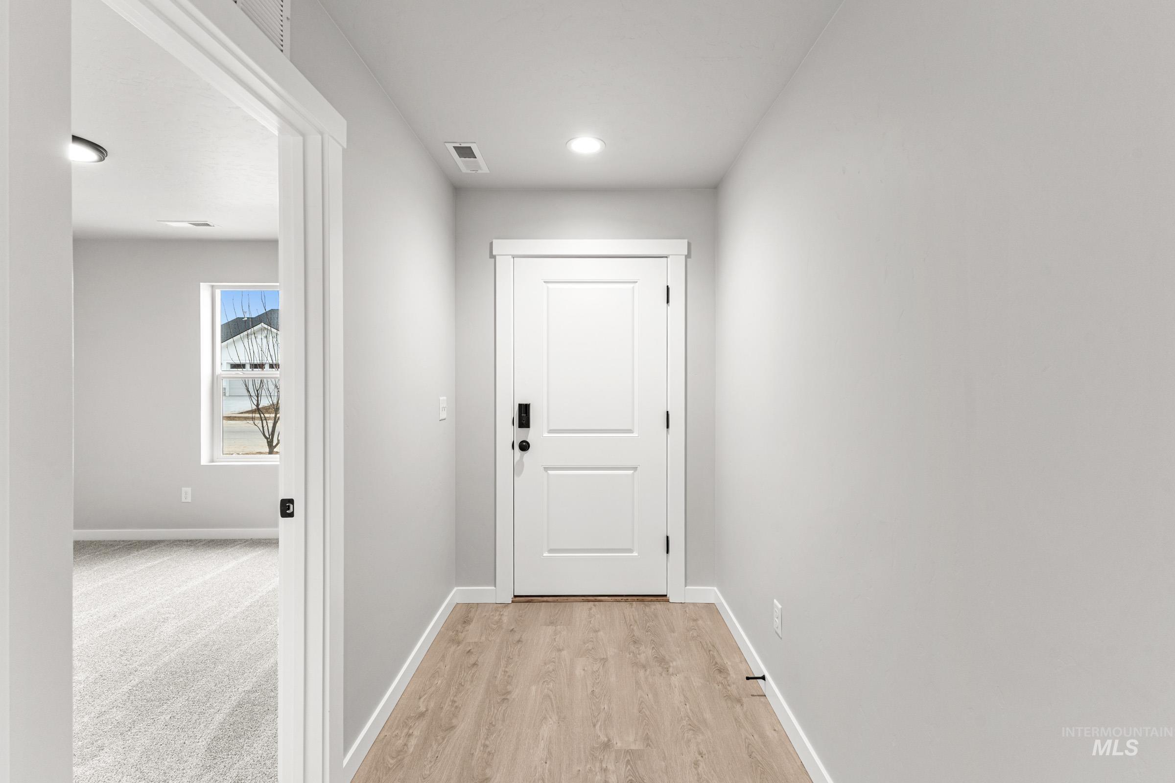 8282 E Bright Angel Dr, Nampa, Idaho 83687, 5 Bedrooms, 3 Bathrooms, Residential For Sale, Price $535,990, 98974780