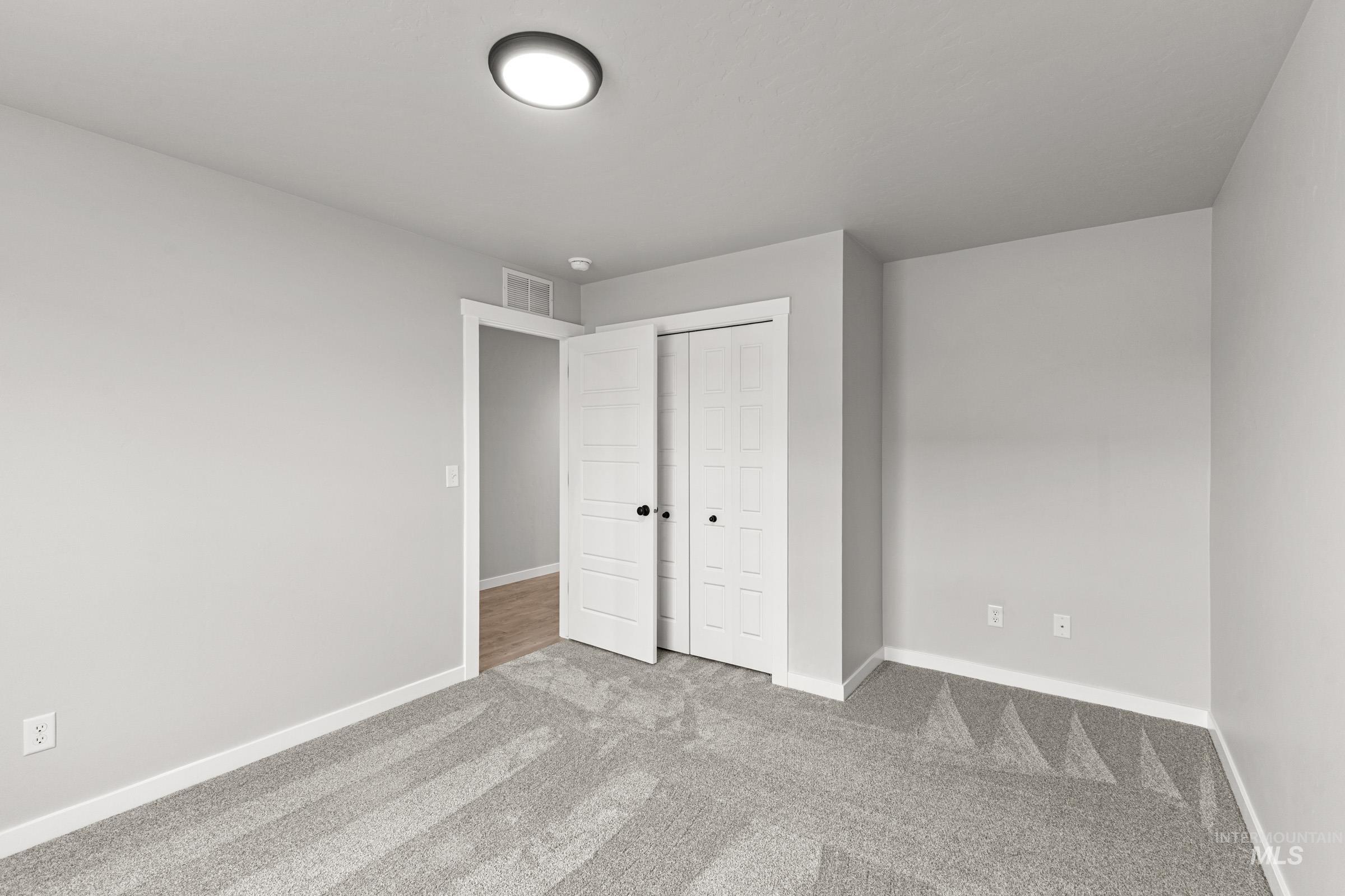 8282 E Bright Angel Dr, Nampa, Idaho 83687, 5 Bedrooms, 3 Bathrooms, Residential For Sale, Price $535,990, 98974780