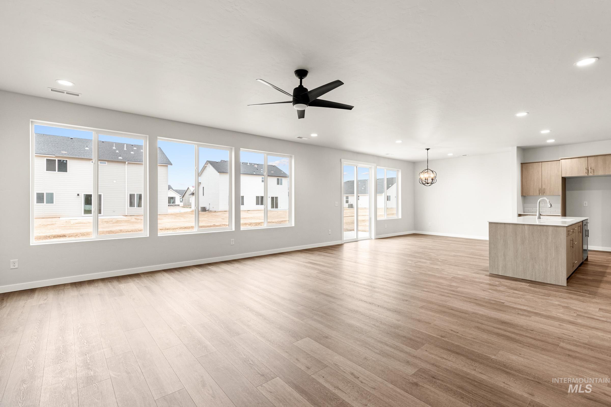 8294 E Bright Angel Dr, Nampa, Idaho 83687, 4 Bedrooms, 3.5 Bathrooms, Residential For Sale, Price $739,990, 98974782