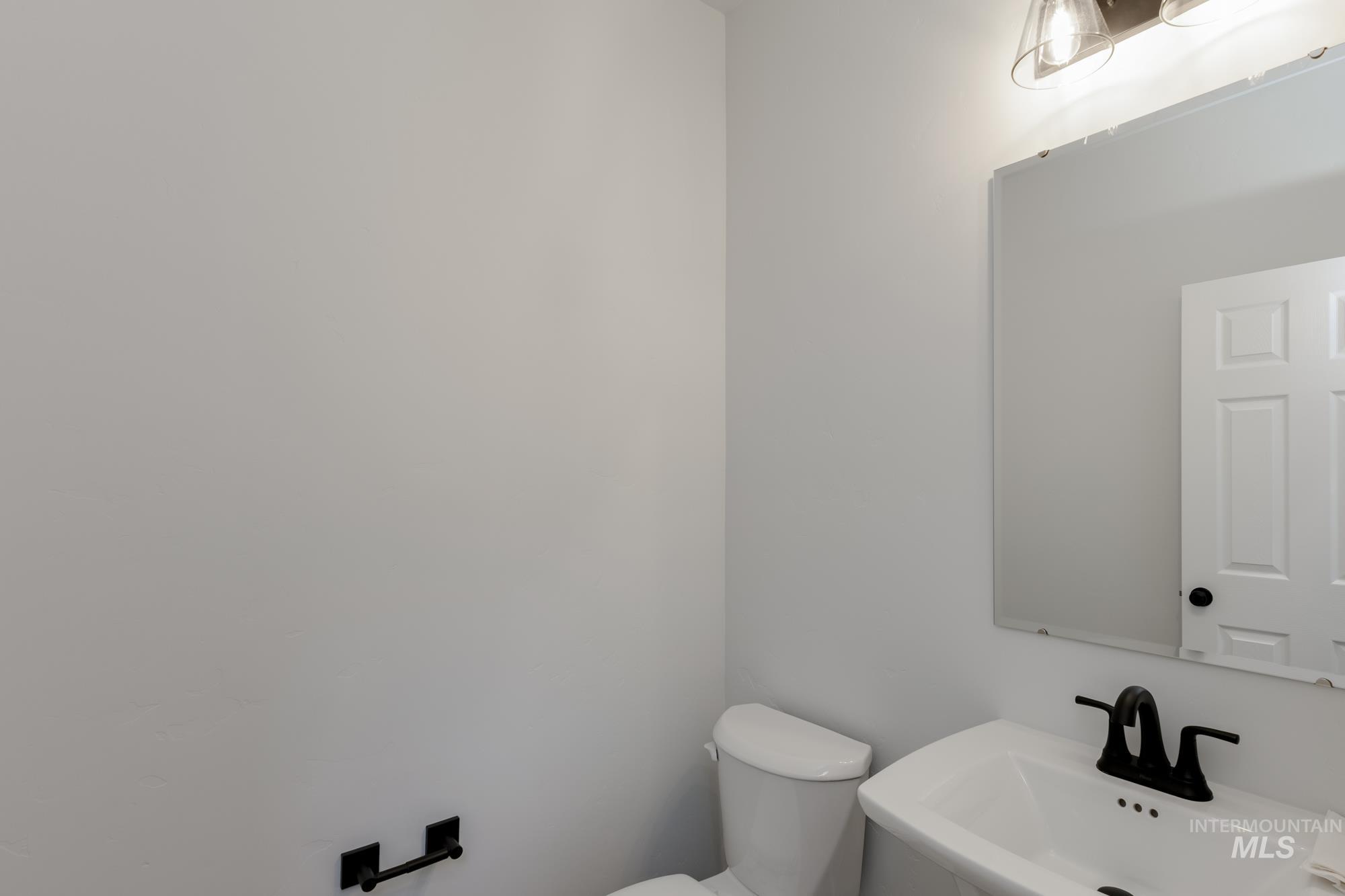 8294 E Bright Angel Dr, Nampa, Idaho 83687, 4 Bedrooms, 3.5 Bathrooms, Residential For Sale, Price $744,990,MLS 98974782