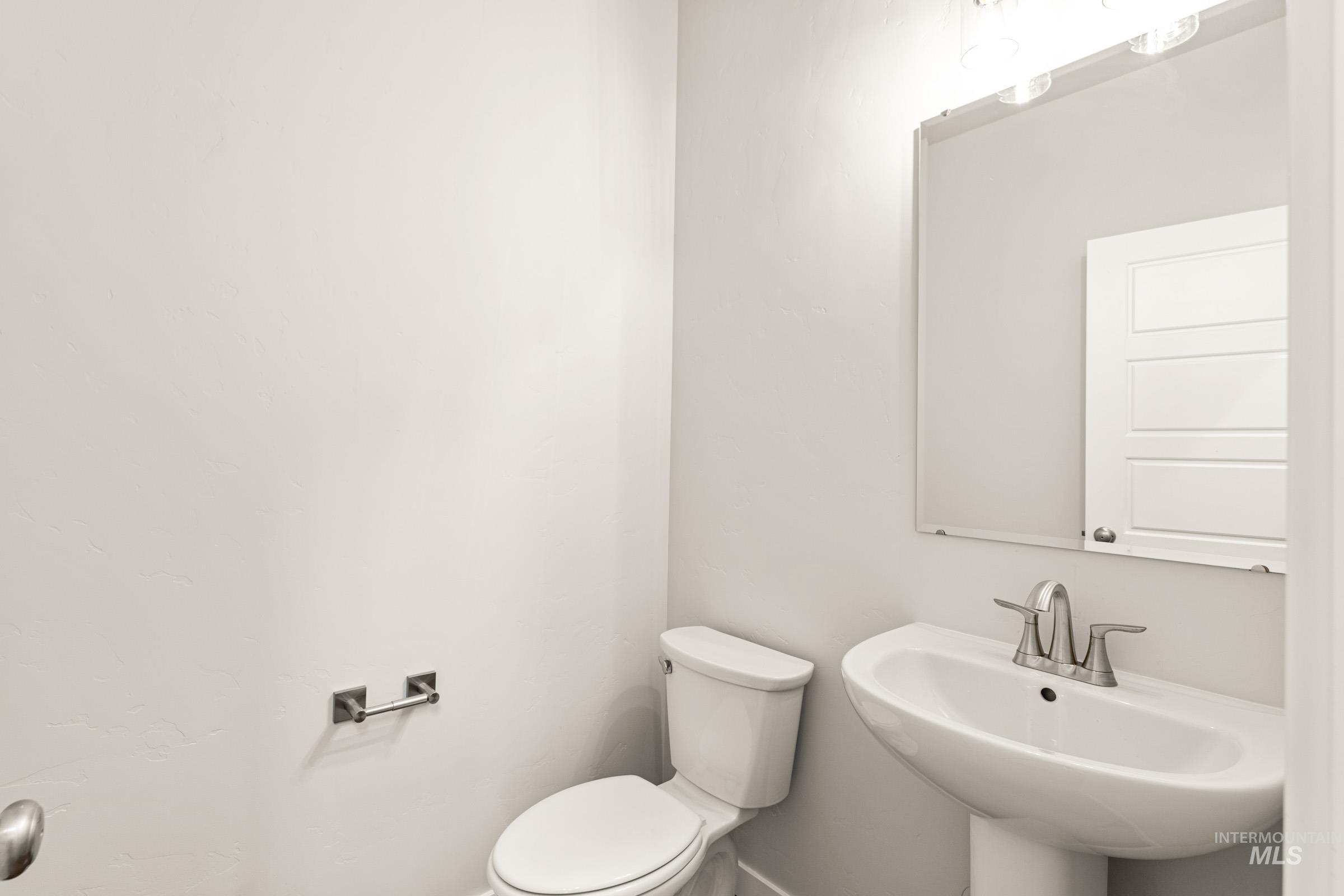 8294 E Bright Angel Dr, Nampa, Idaho 83687, 4 Bedrooms, 3.5 Bathrooms, Residential For Sale, Price $739,990, 98974782